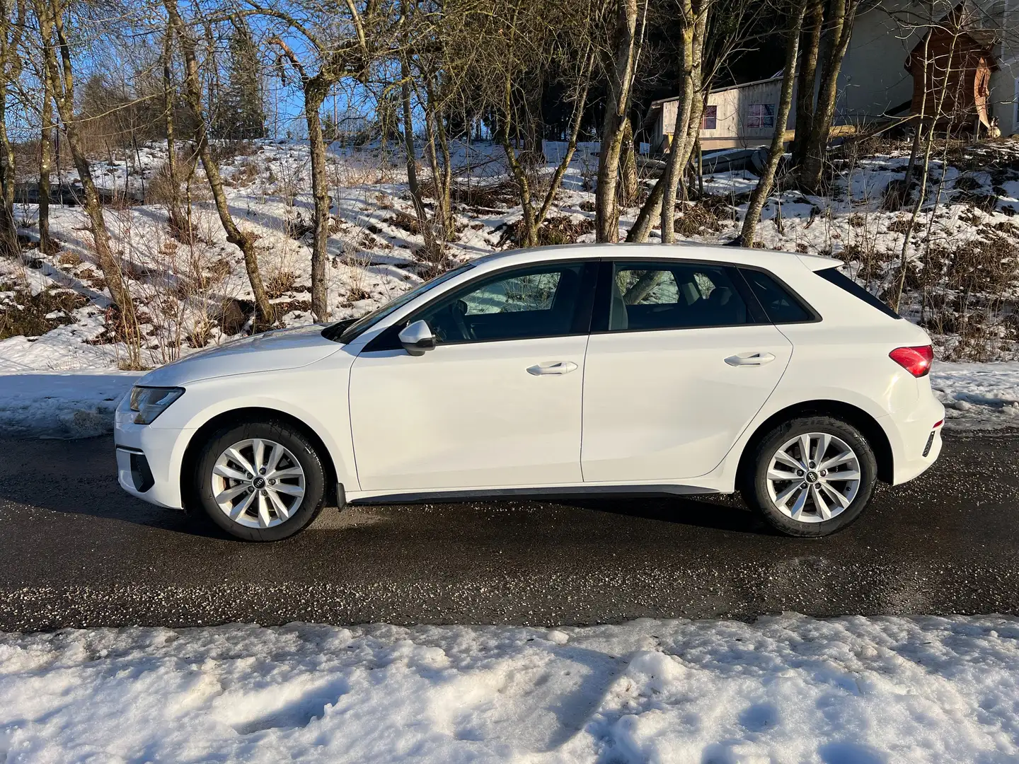 Audi A3 35 TFSI PROLINE *LED*Tempomat*Sportsitze* Weiß - 2