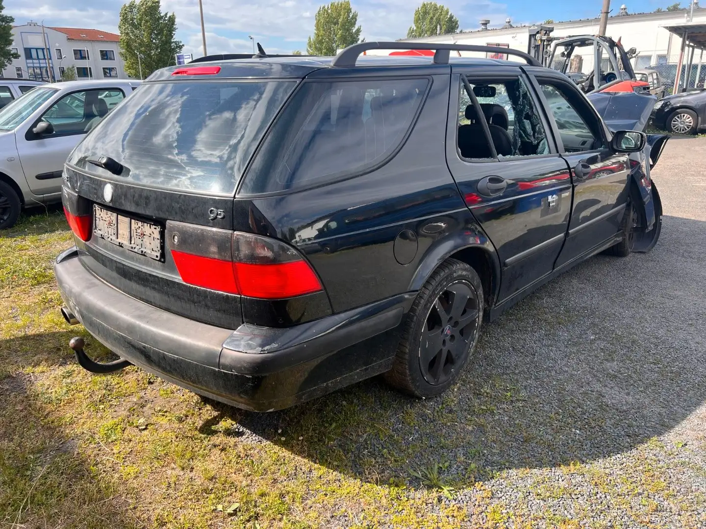 Saab 9-5 2.3t Linear Sport-Kombi Automatik Černá - 1