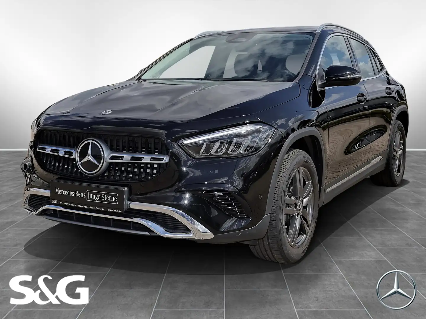 Mercedes-Benz GLA 180 Progressive MEMORY+18 ZOLL+KAMERA+LED Чорний - 1