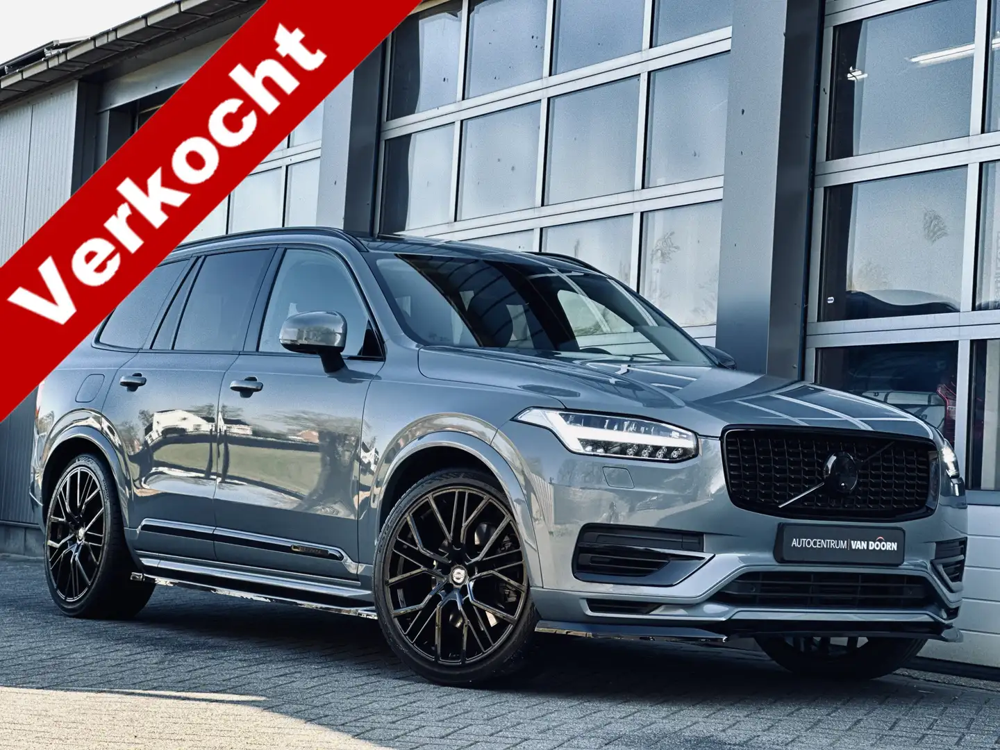Volvo XC90 T8 Hybrid AWD | Dark Label | Panodak | Luchtvering Grau - 1