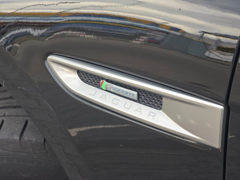 Jaguar F-Pace R-Sport AWD — photo 13