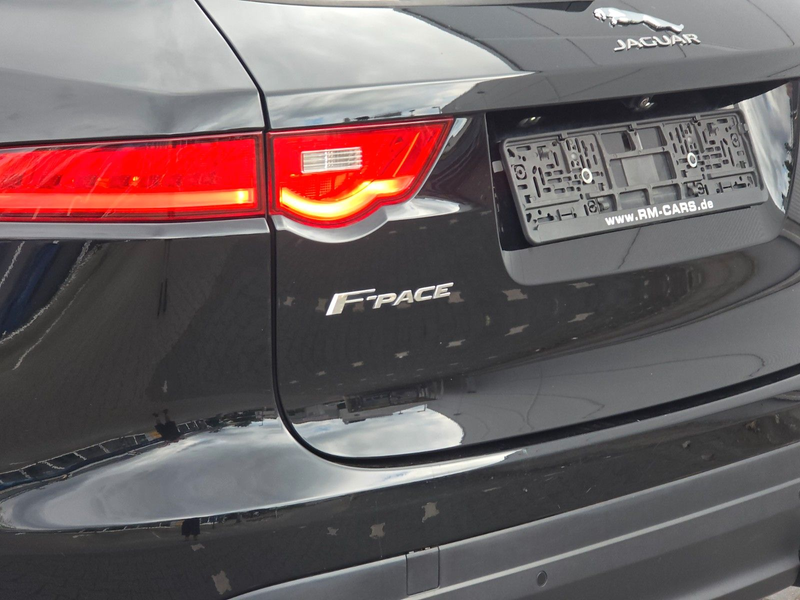 Jaguar F-Pace R-Sport AWD — photo 10