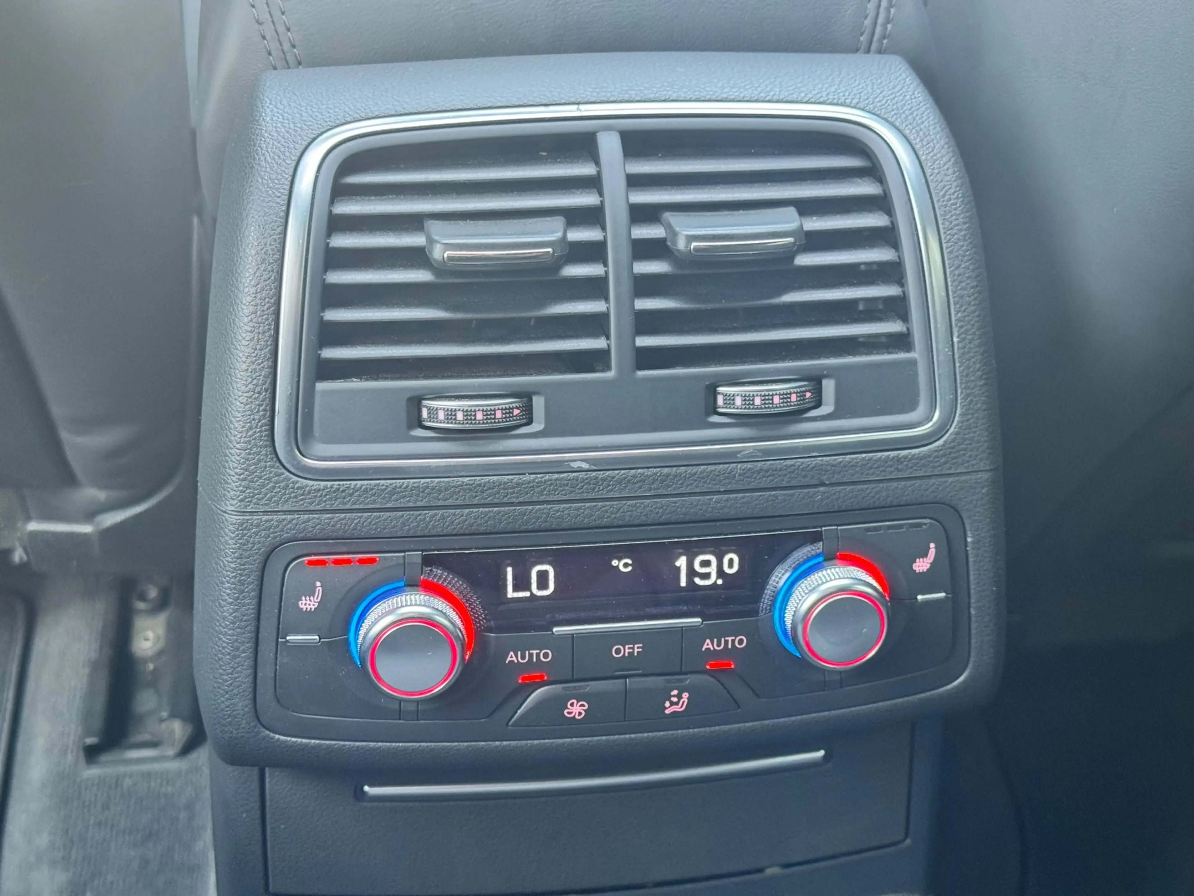 Audi RS6 A6 Avant 4.0 | TFSI | | quattro | performance | 60 — photo 17