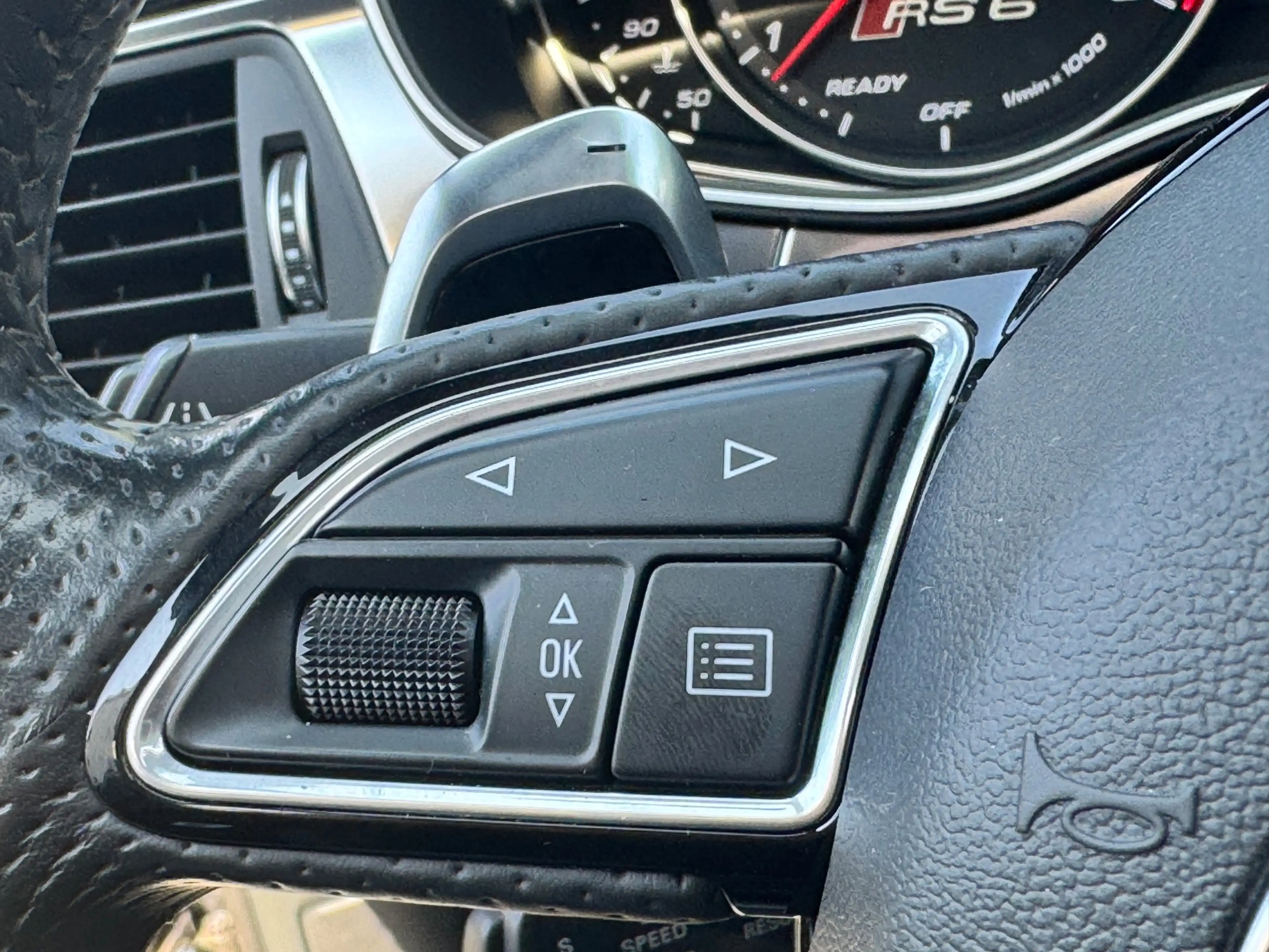 Audi RS6 A6 Avant 4.0 | TFSI | | quattro | performance | 60 — photo 25