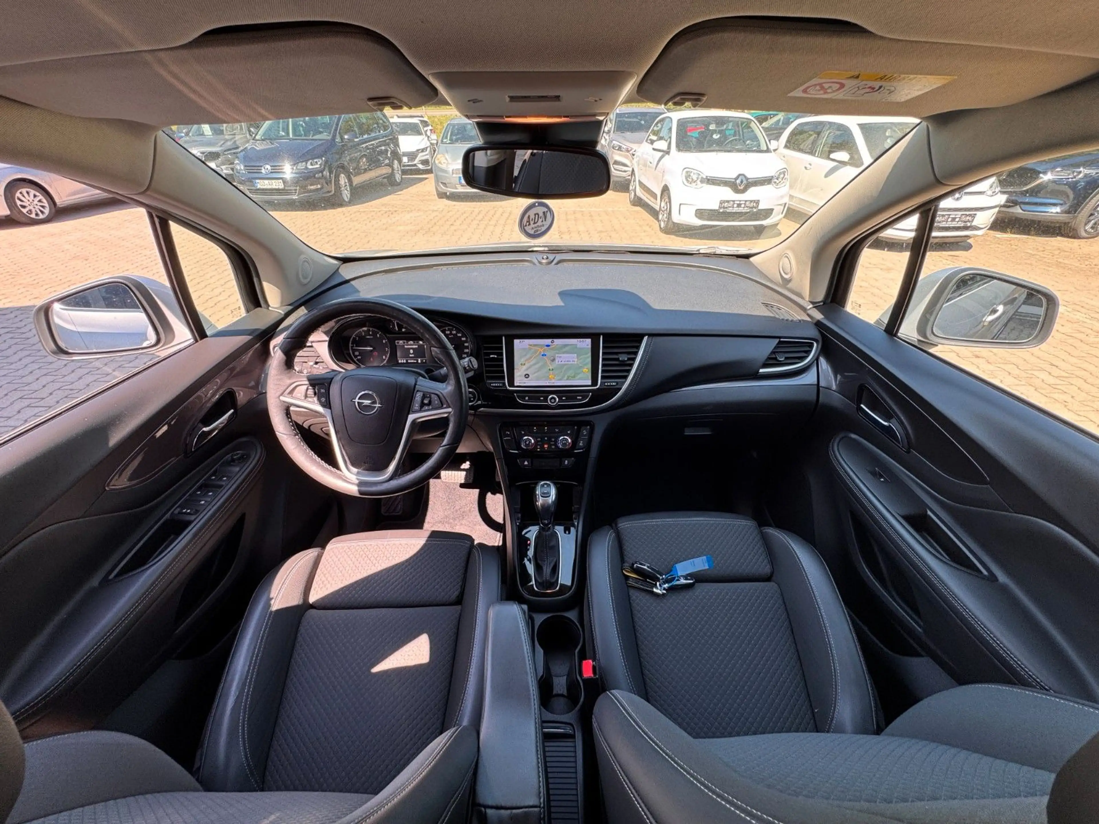 Opel Mokka X Innovation 4x4 Automatik *Fahrradträger* — photo 9