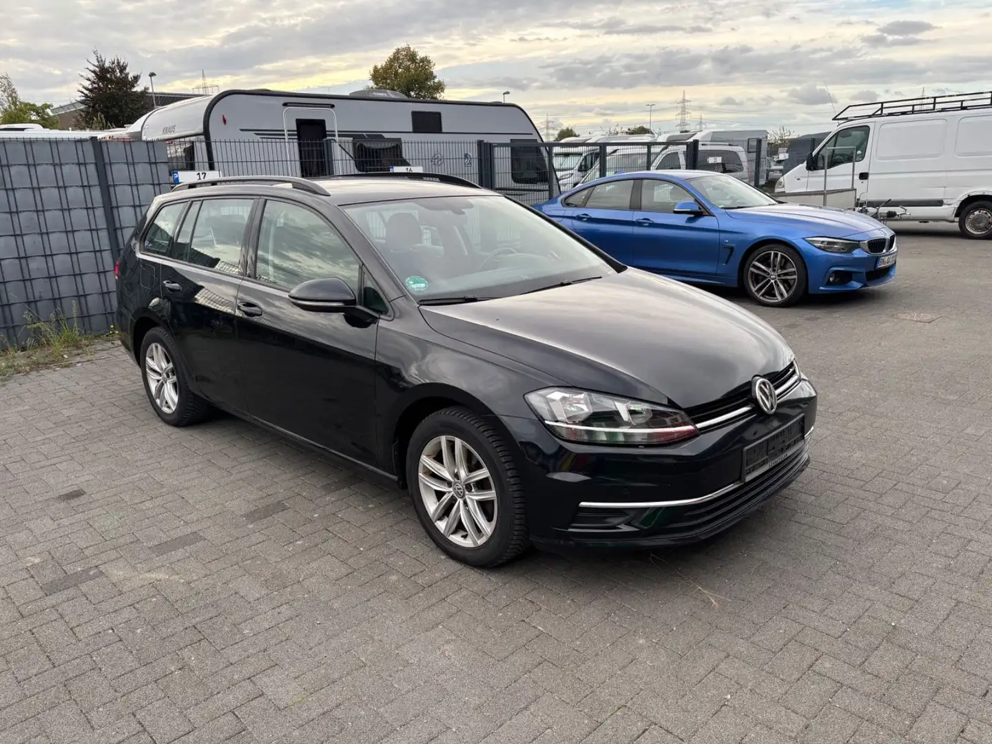 Volkswagen Golf VII Variant Comfortline BMT/Start-Stopp Schwarz - 1