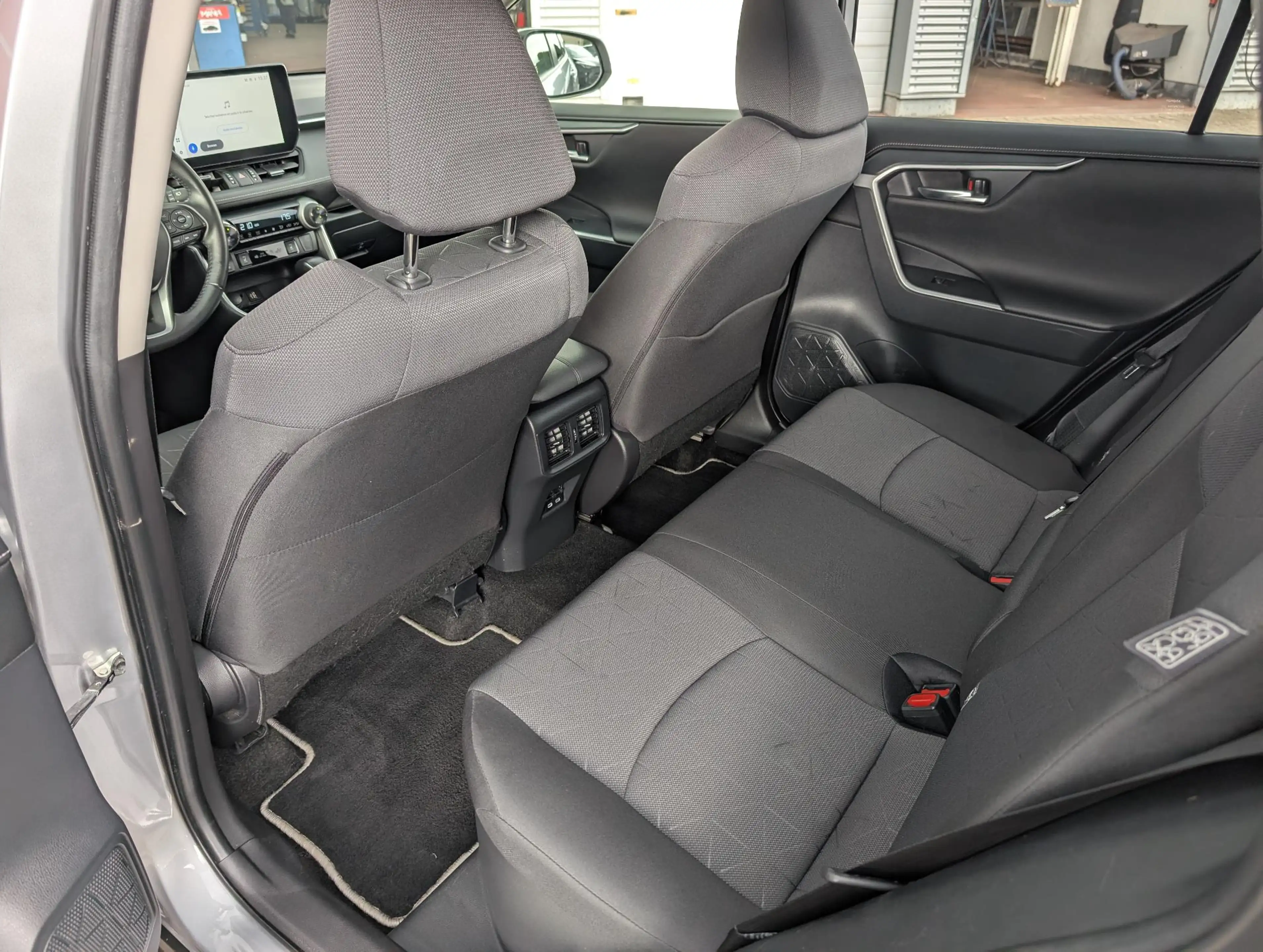 Toyota RAV 4 2.5 Hybrid AWD Active STOEL- & VOORRUITVERWARMING — photo 8