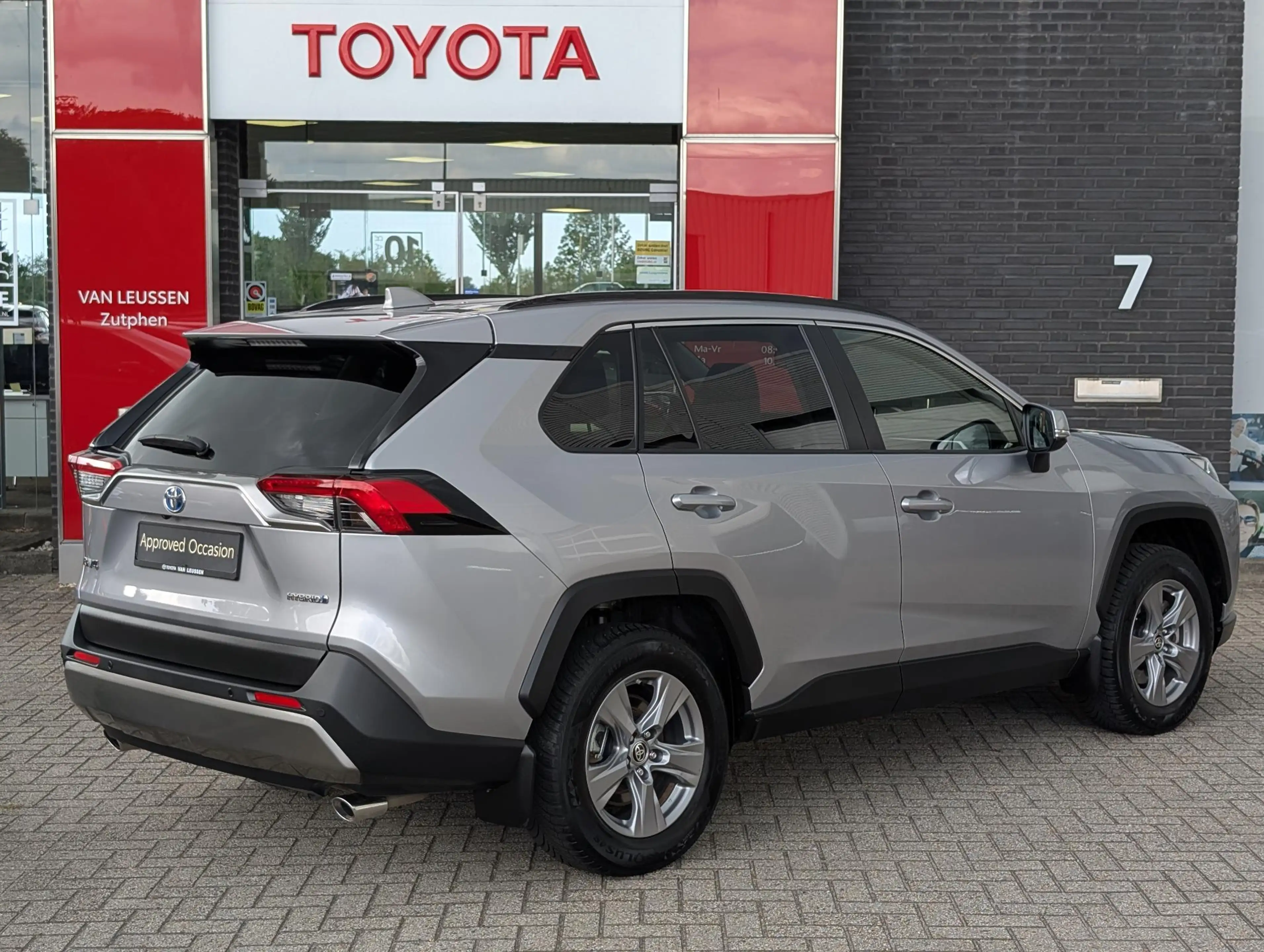 Toyota RAV 4 2.5 Hybrid AWD Active STOEL- & VOORRUITVERWARMING — photo 4