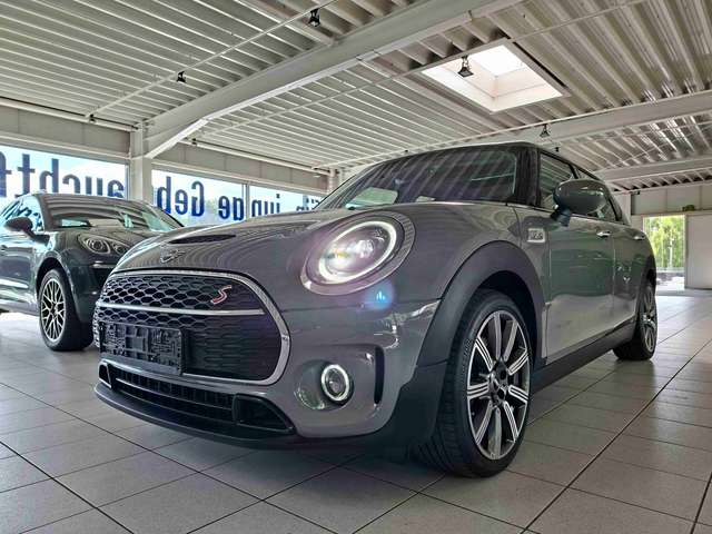 Imagine MINI Cooper S Clubman Autom. Navi Kam PanoDach SportSitze Classic Trim