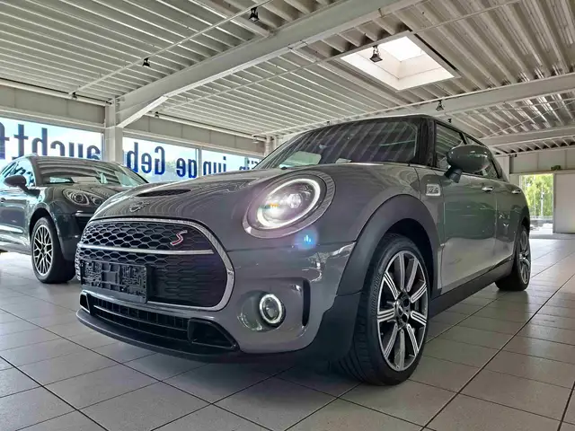 MINI Cooper S Clubman Autom. Navi Kam PanoDach SportSitze Classic Trim
