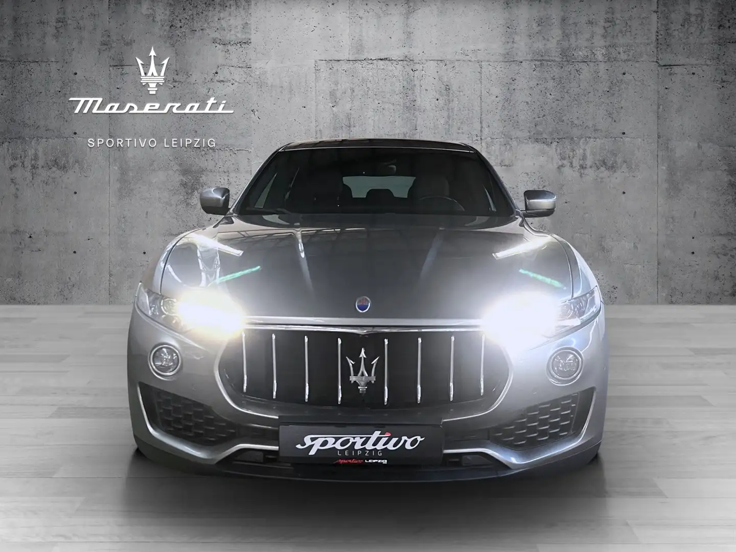 Maserati Levante Q4 MY18 Grau - 2