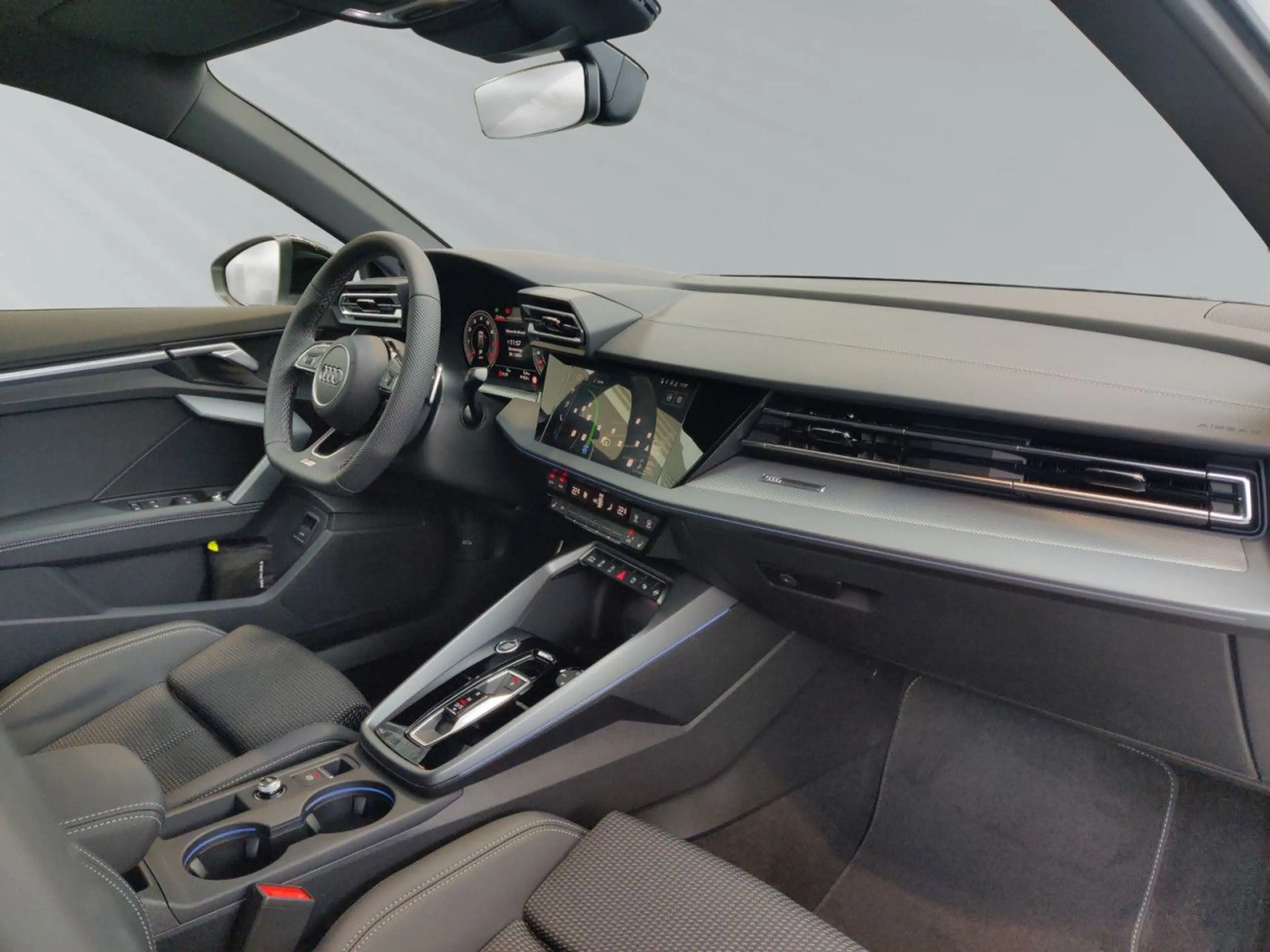 Audi A3 Sportback 30 TFSI S line S tronic AHK ACC LED K — photo 10