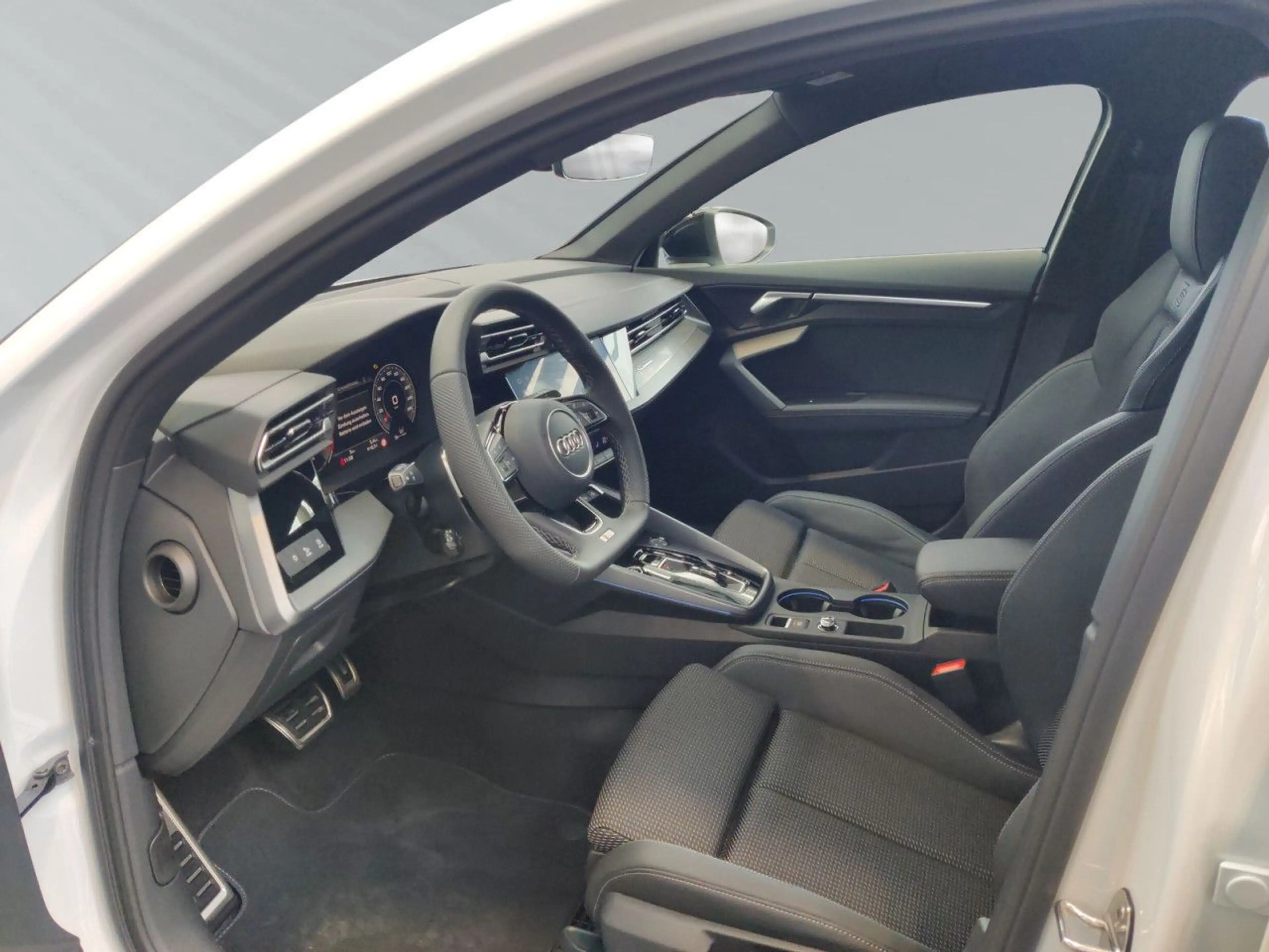 Audi A3 Sportback 30 TFSI S line S tronic AHK ACC LED K — photo 8