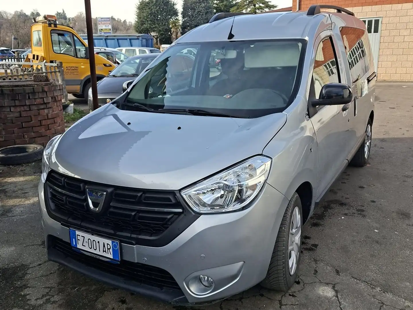 Dacia Dokker Dokker 2017 1.5 blue dci Comfort s Argento - 2