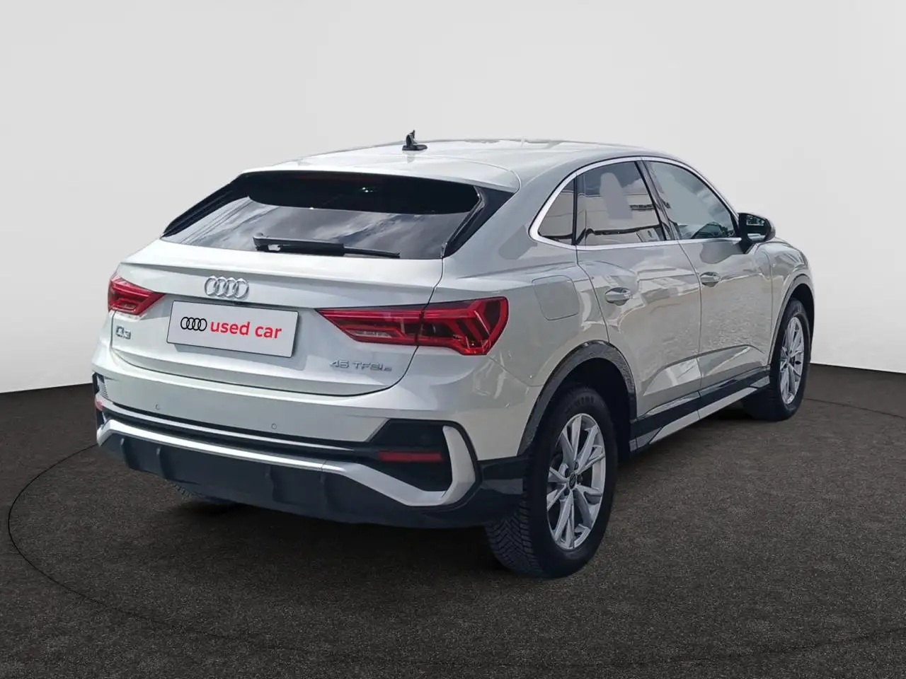 Audi Q3 45 TFSIe S line S tronic (180 kW), миниатюра 2