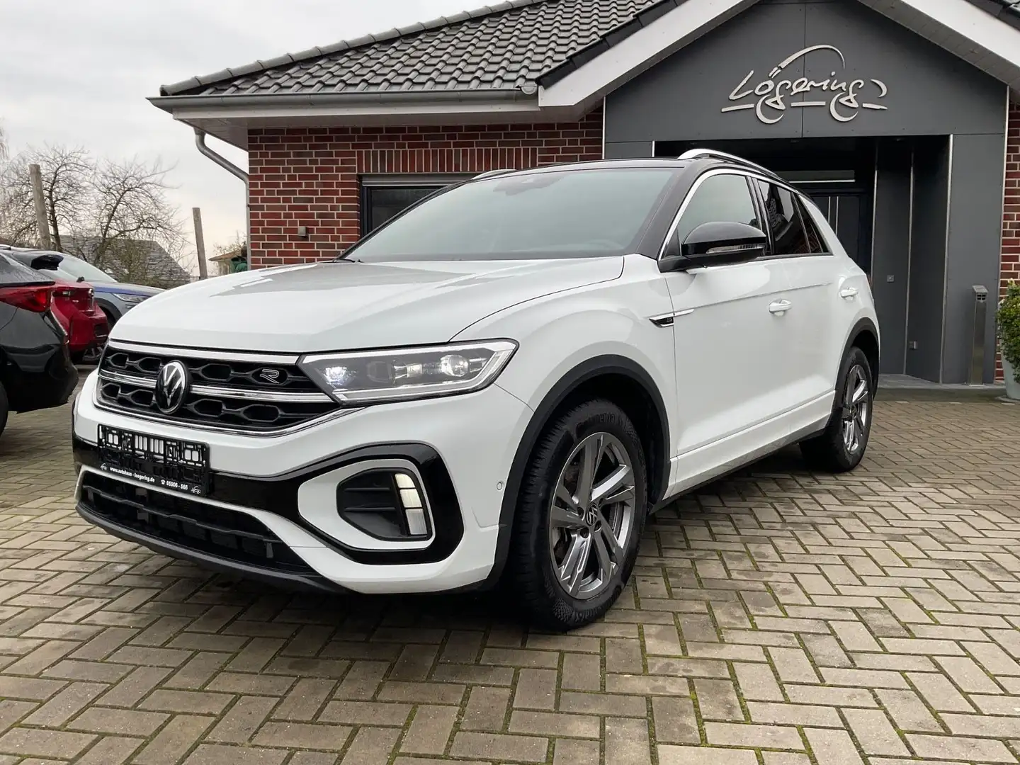 Volkswagen T-Roc 1.5 TSI DSG R Line,AHK,ACC,Kamera,Navi Weiß - 1