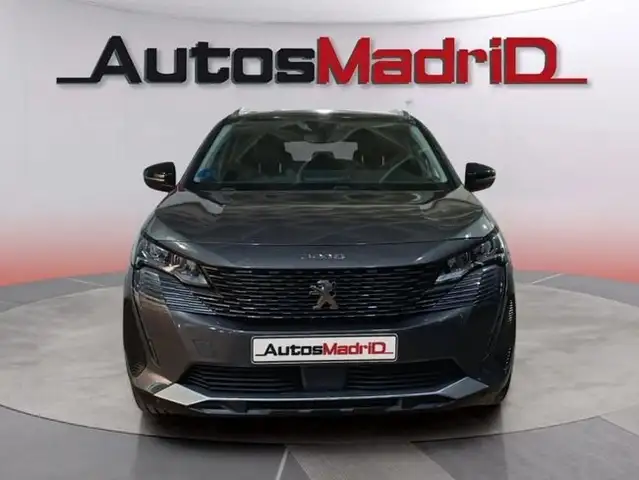 Peugeot 3008 view 2