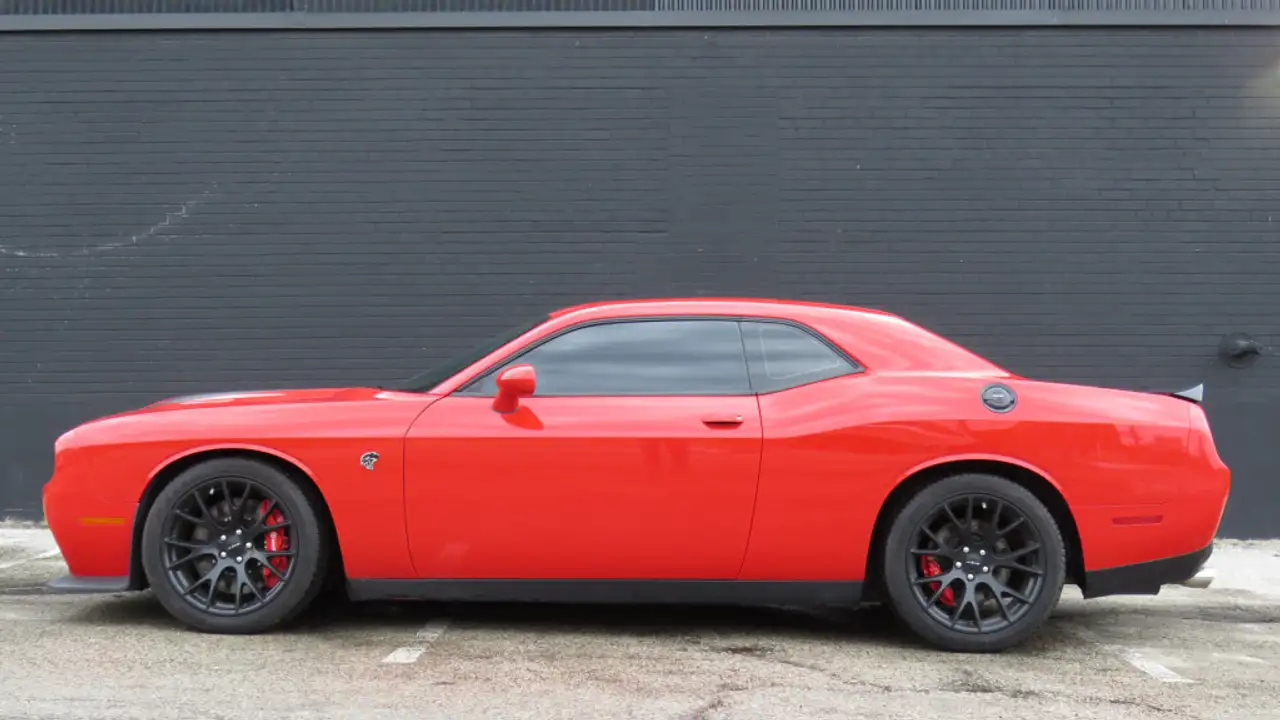 Dodge Challenger photo Dodge Challenger