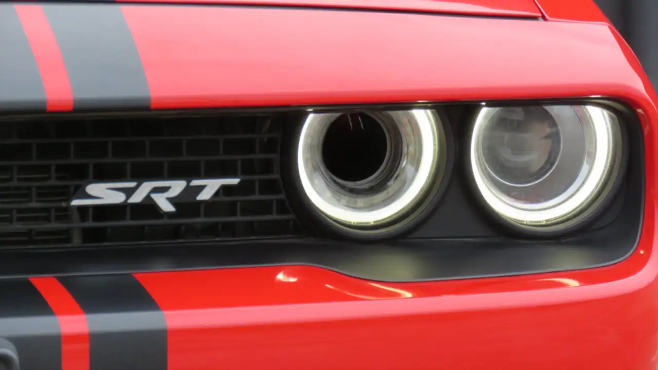 Dodge Challenger photo Dodge Challenger