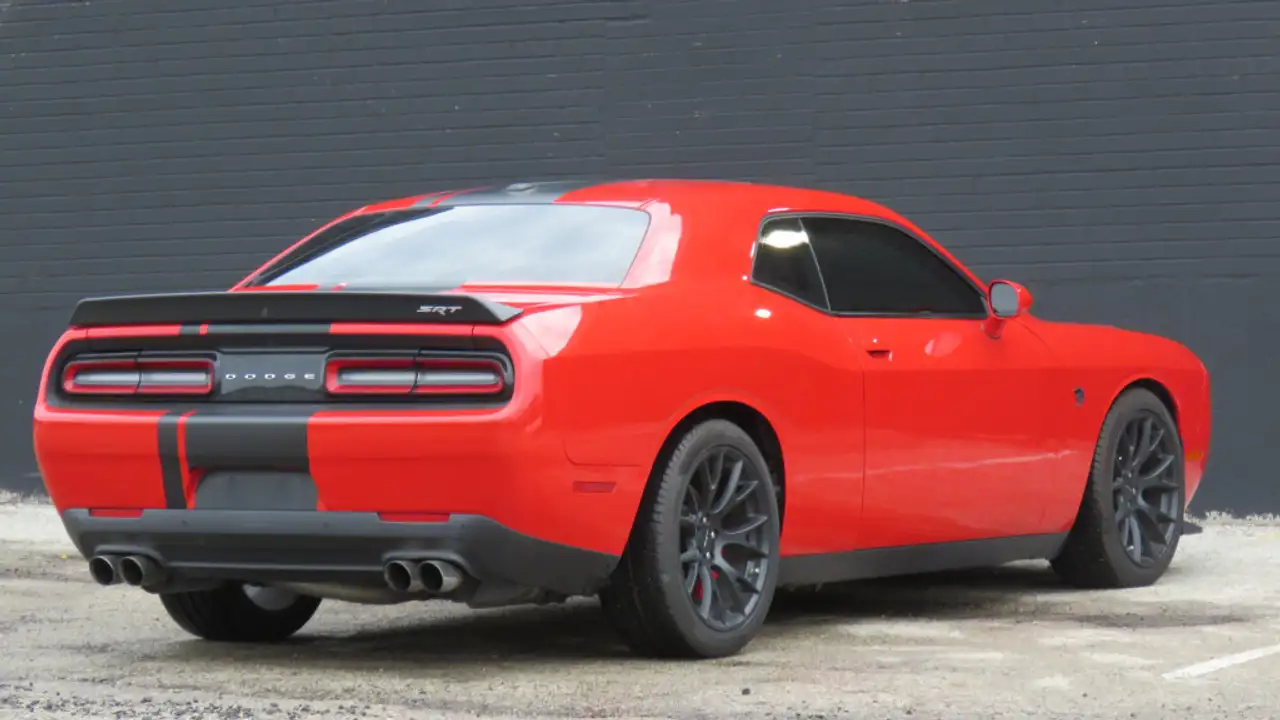 Dodge Challenger photo Dodge Challenger