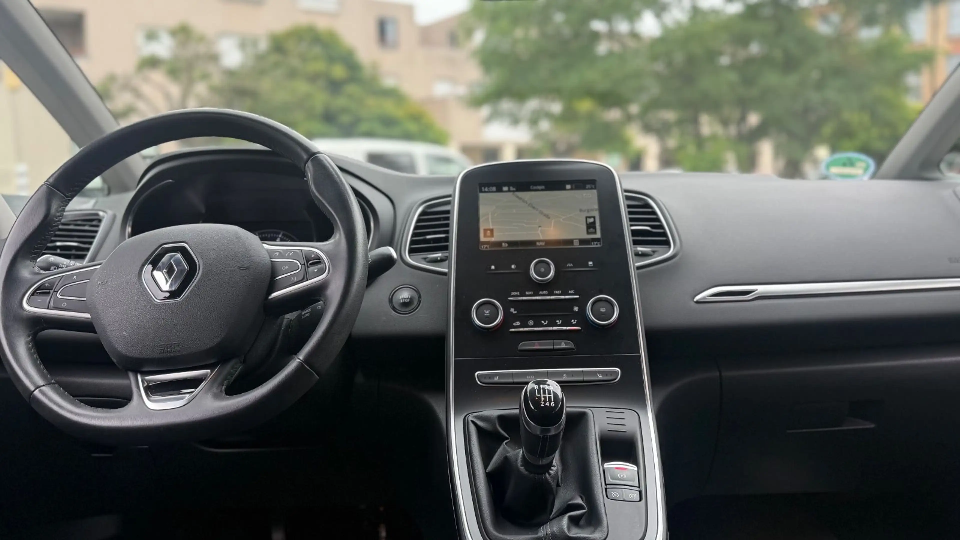 Renault Scenic IV Limited|LED|NAVI|KAMERA|SHZ|ALLWETTER| — photo 6