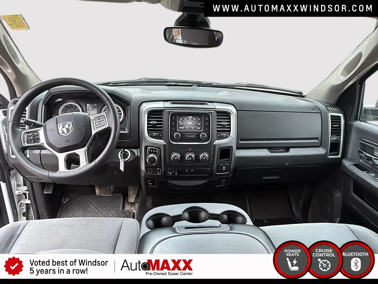 RAM 1500 снимка RAM 1500