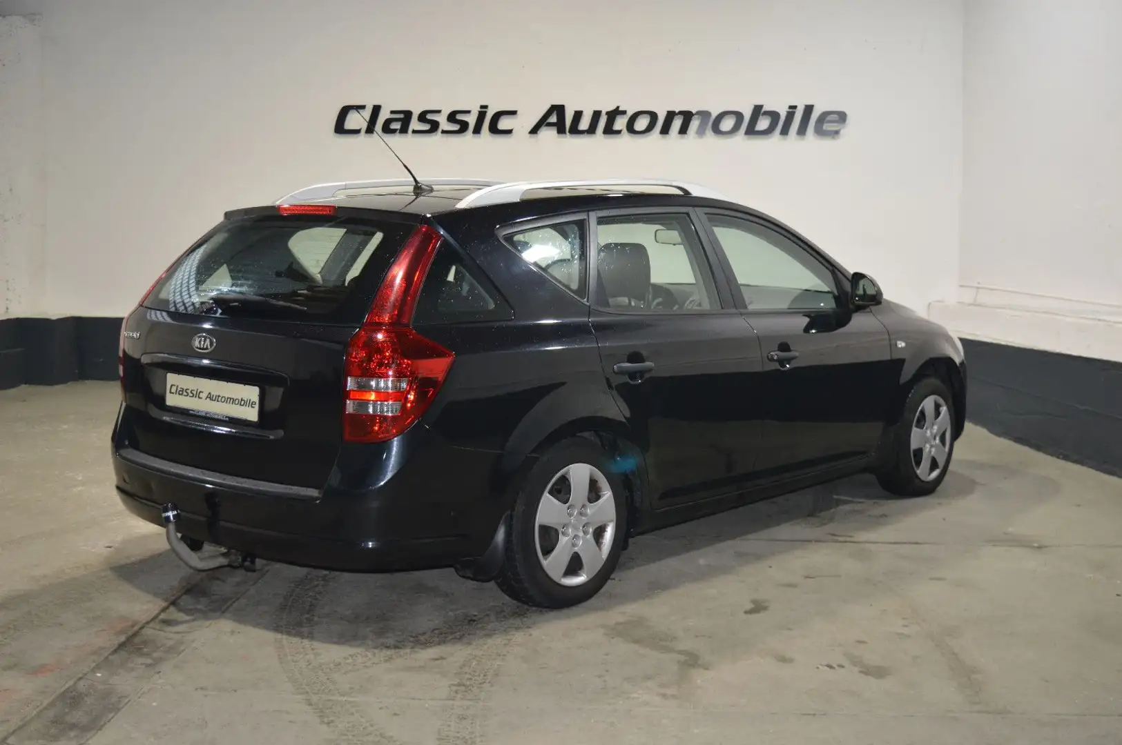 Kia Ceed / cee'd *Klimaanlage**AHK** Schwarz - 2