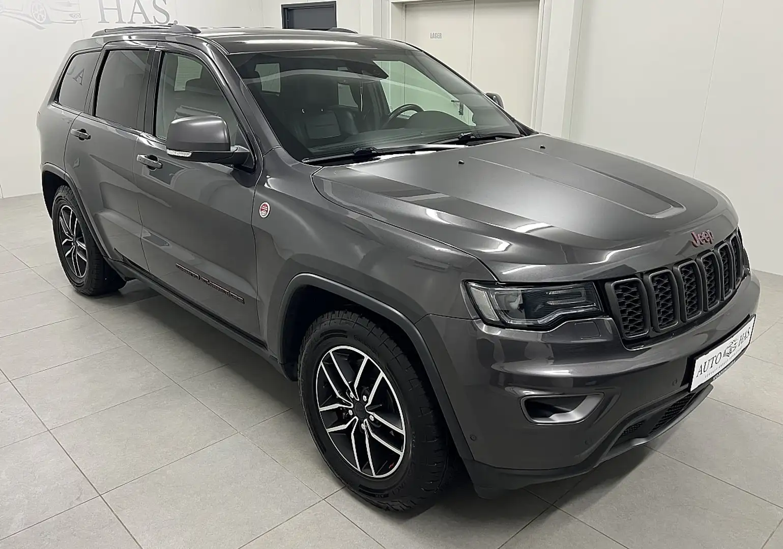 Jeep Grand Cherokee 3,0 V6 CRD Trailhawk*AHK*Winterräder* Grau - 2
