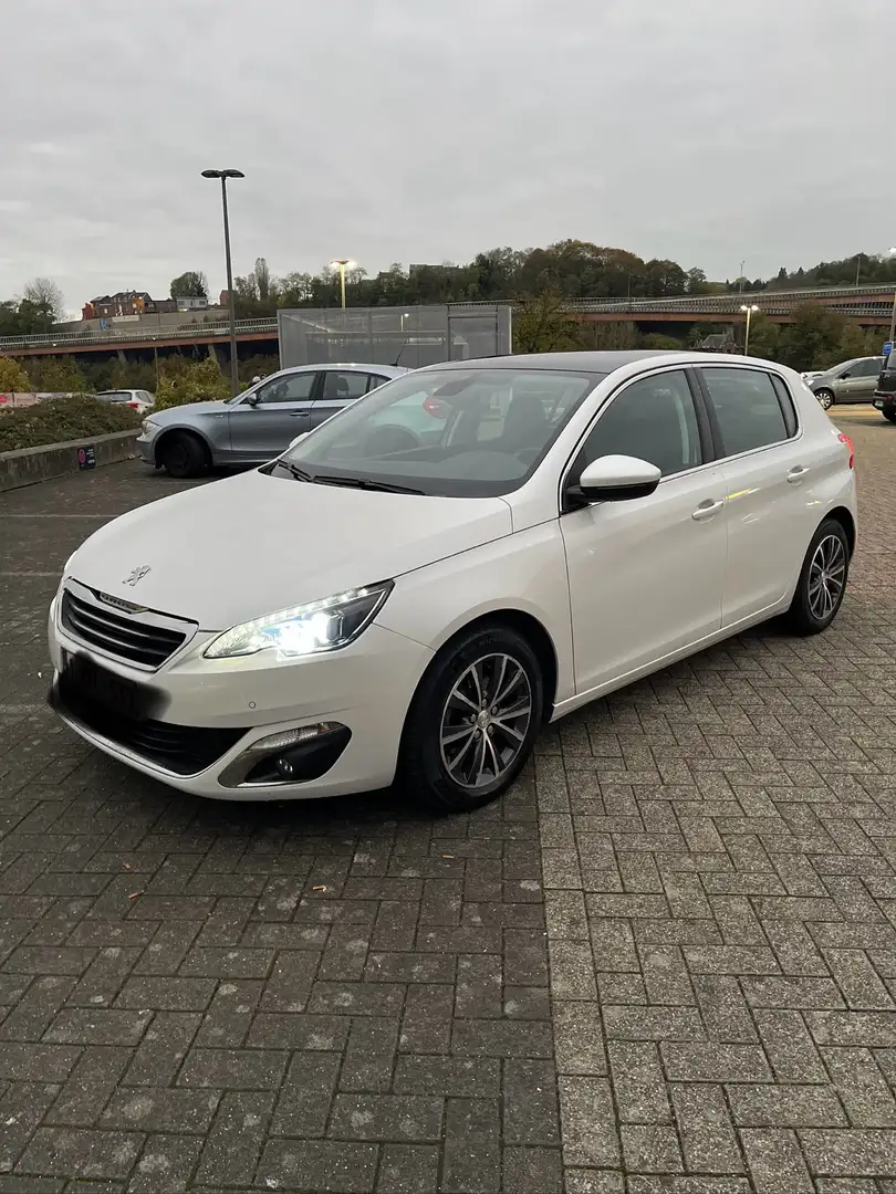Peugeot 308 1.2 PureTech Allure STT - 1
