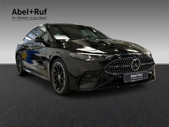 Mercedes-Benz CLA view 3