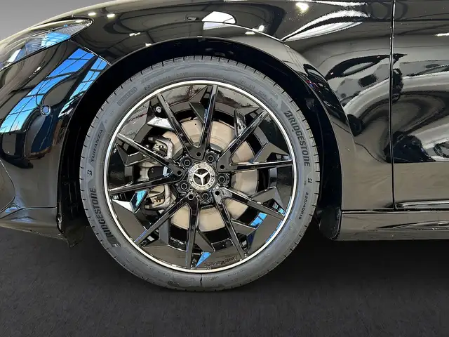 Mercedes-Benz CLA view 7
