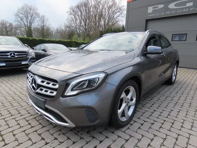Mercedes-Benz GLA 180 GLA 180