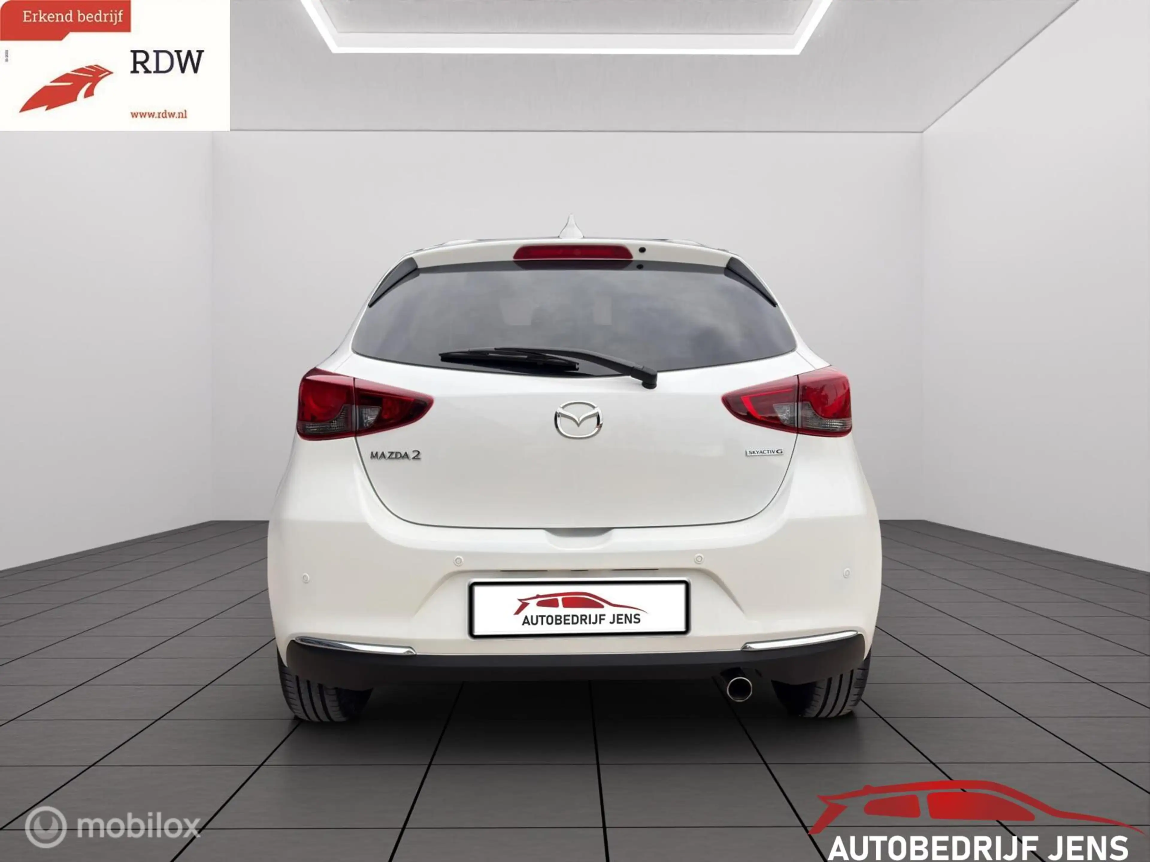 Mazda 2 1.5 Skyactiv-G Luxury|OKINAMI uitvoering — photo 18