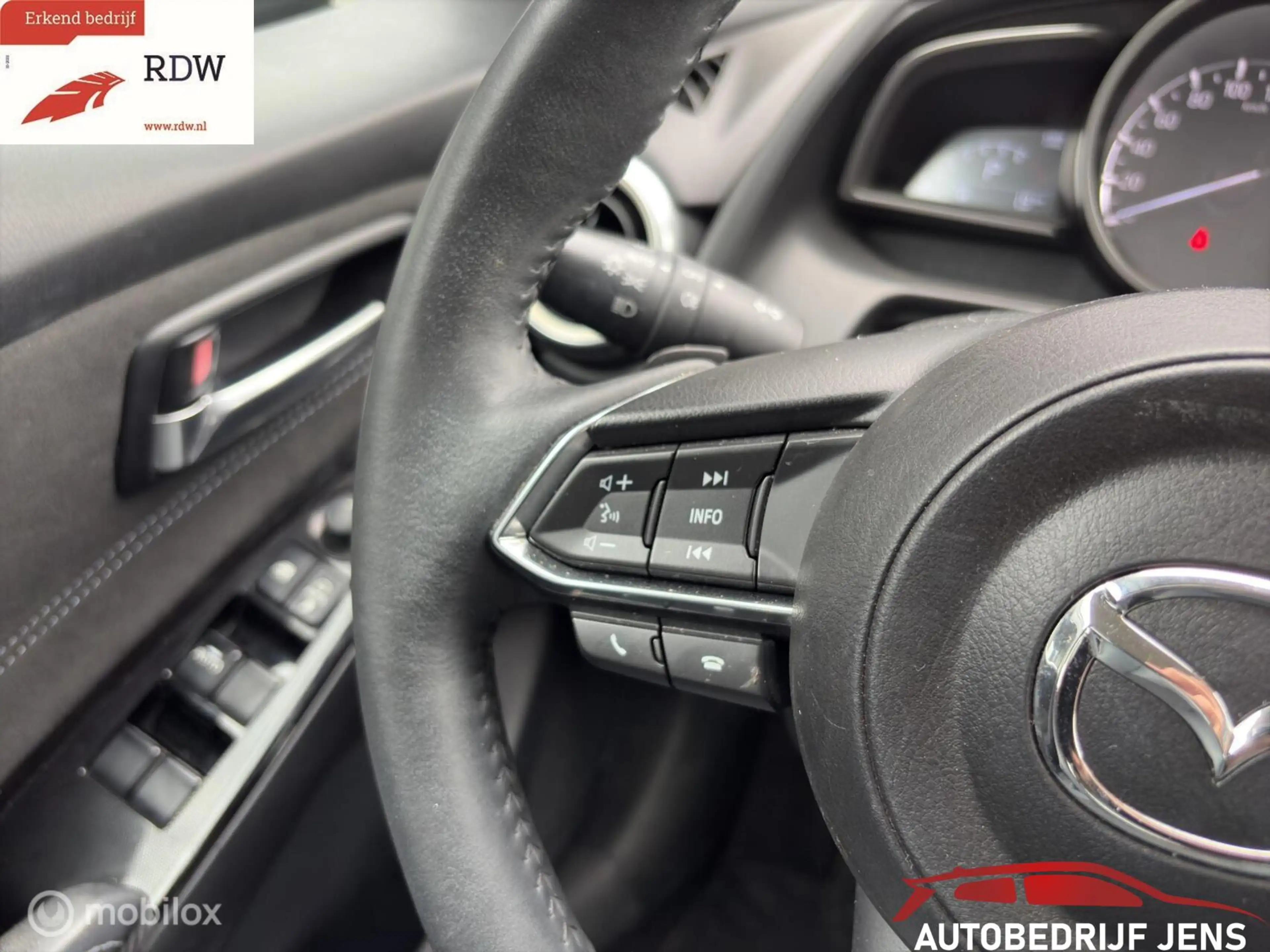 Mazda 2 1.5 Skyactiv-G Luxury|OKINAMI uitvoering — photo 6