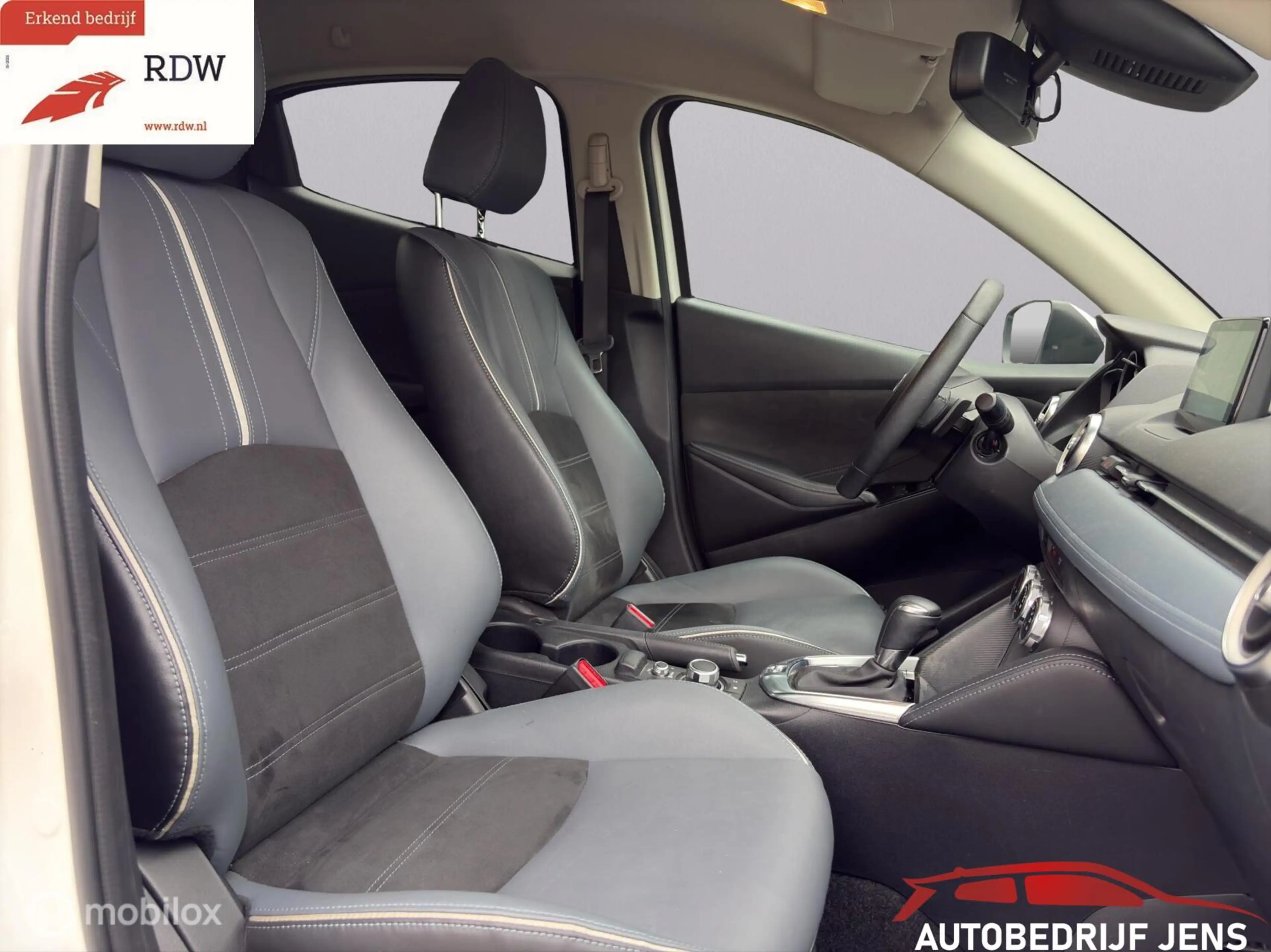 Mazda 2 1.5 Skyactiv-G Luxury|OKINAMI uitvoering — photo 12