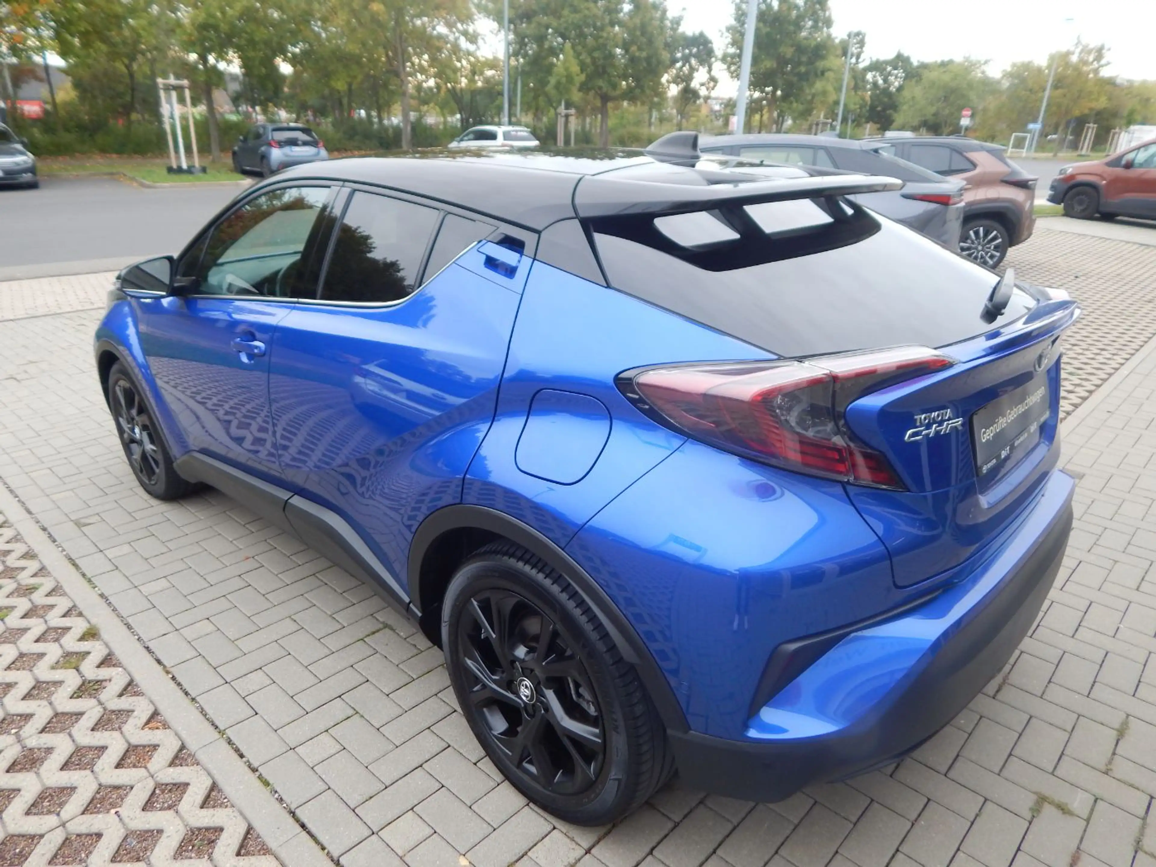 Toyota C-HR 1.8 Style Selection ACC+Navi+SHZ+2xKlima+LM — photo 3