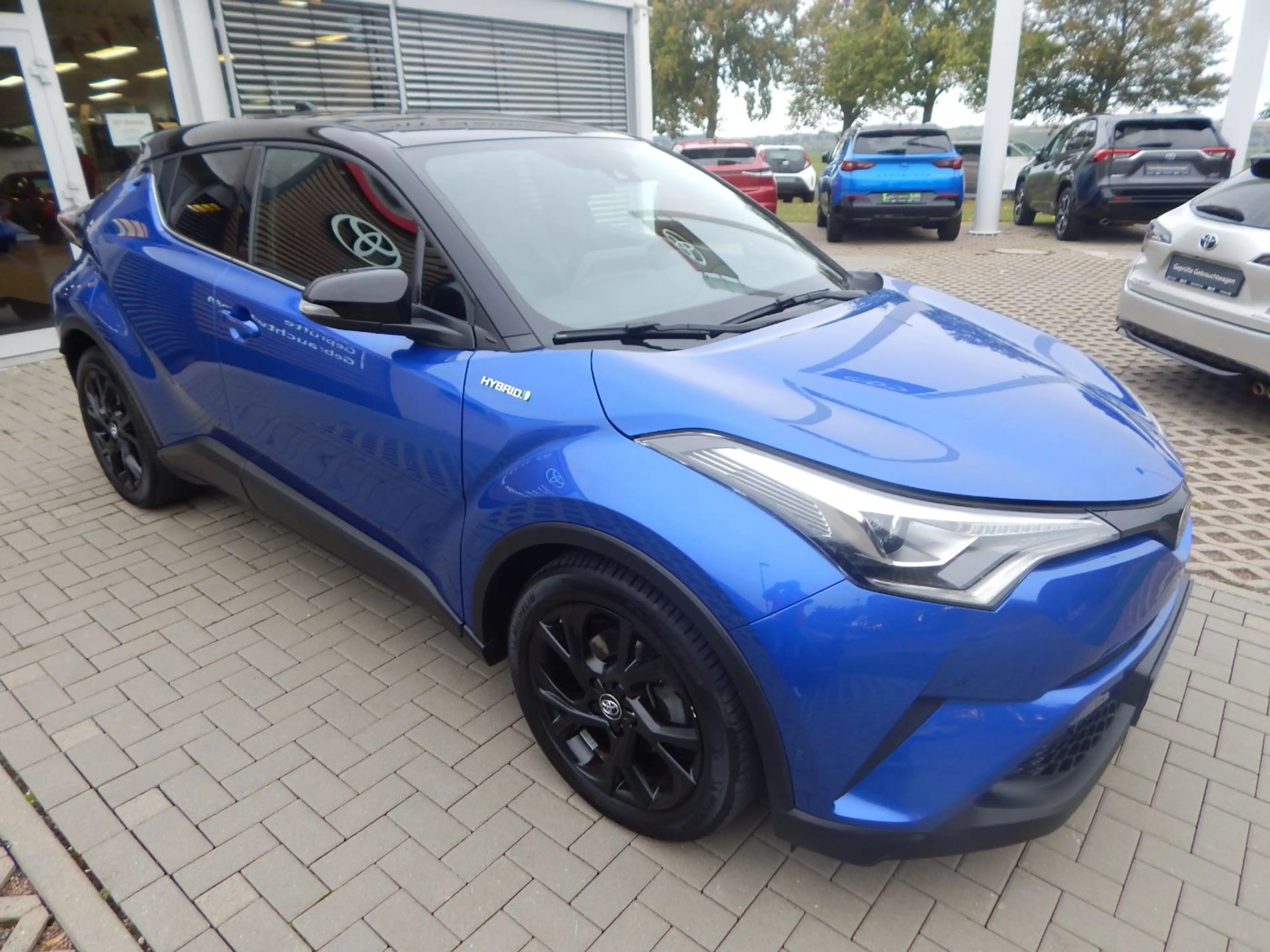Toyota C-HR 1.8 Style Selection ACC+Navi+SHZ+2xKlima+LM — photo 7