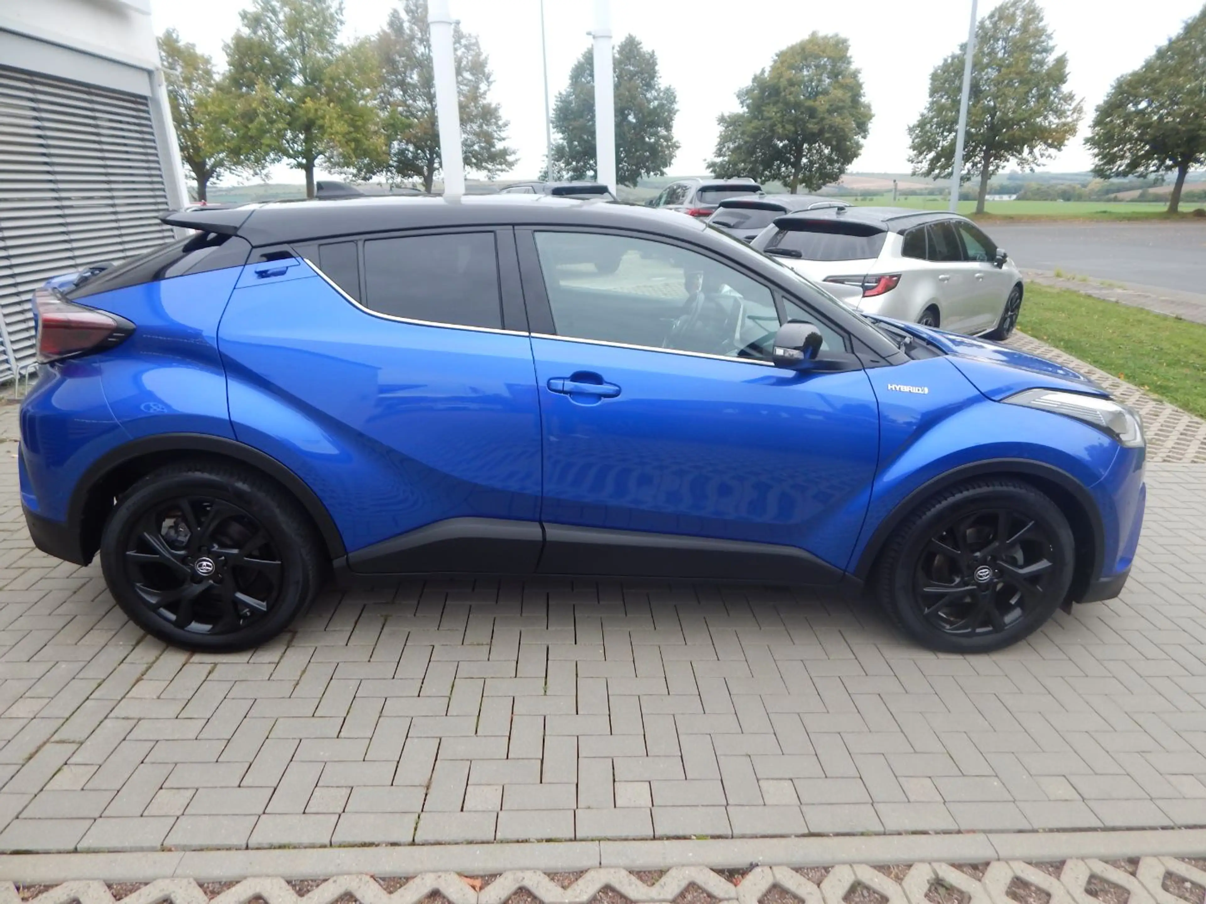 Toyota C-HR 1.8 Style Selection ACC+Navi+SHZ+2xKlima+LM — photo 6