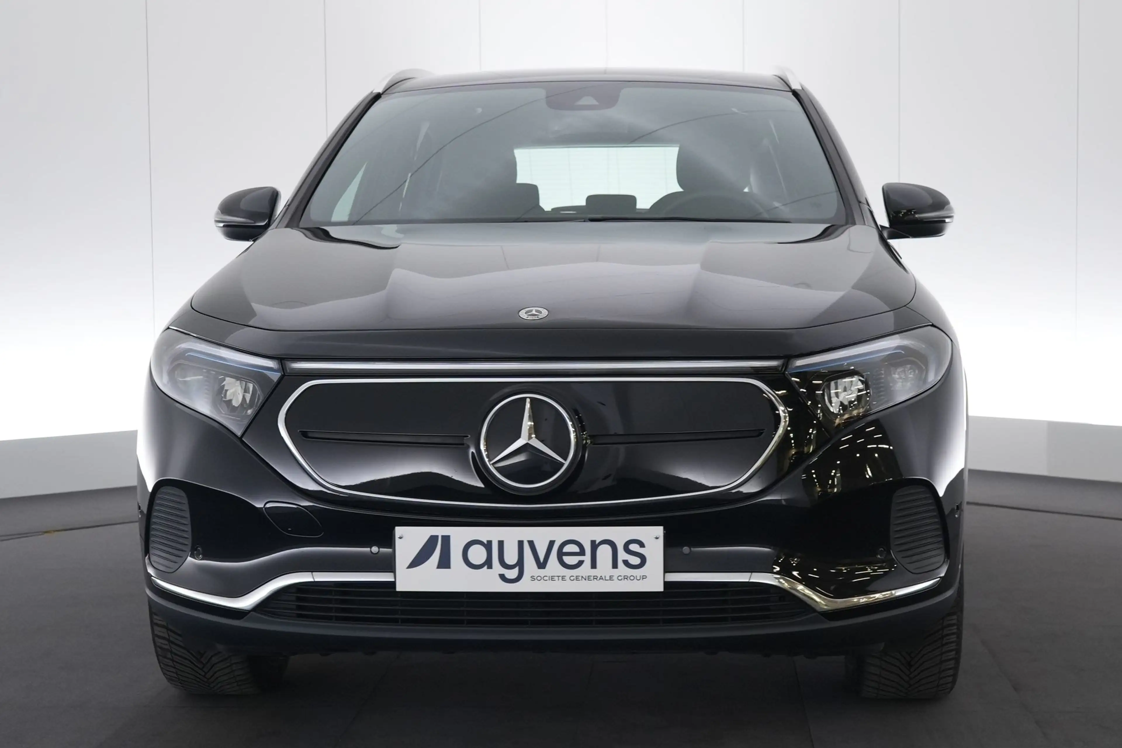 Mercedes-Benz EQA 250 Business Line LEDER/STOF LED GPS PDC CAM BLIS Verw — photo 2