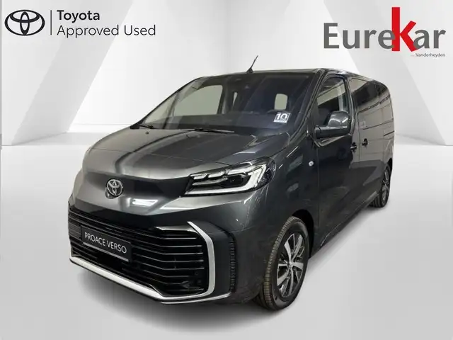 Toyota Verso Medium 2.0 140CV 6M/T Family 8 Places KKJ - JAMAIS