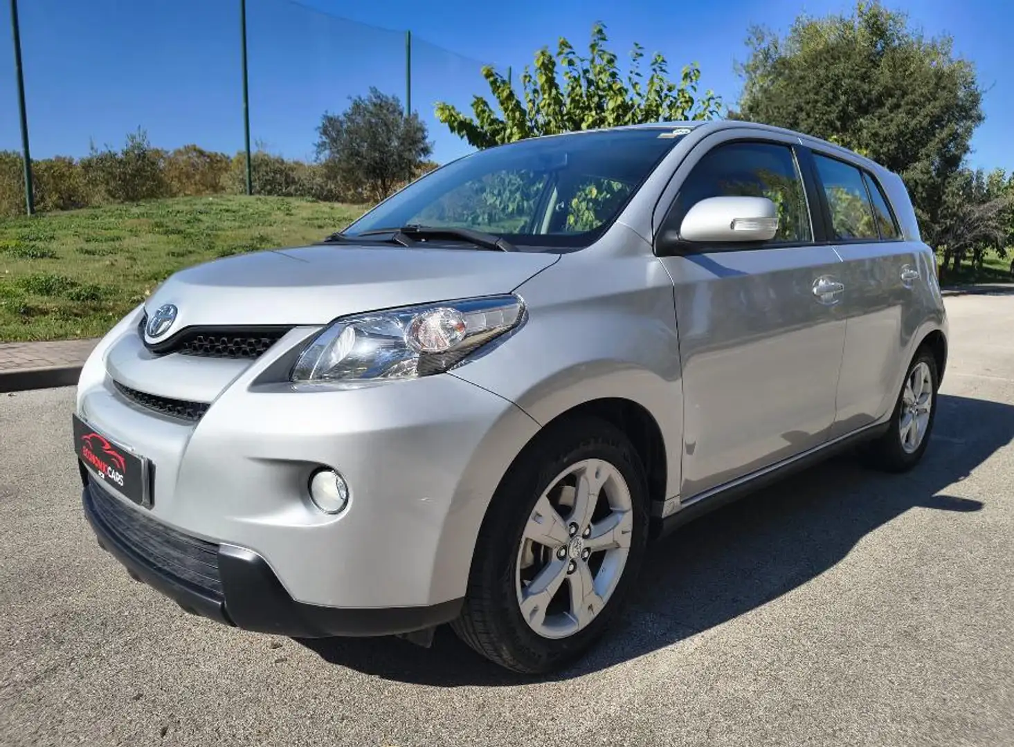 Toyota Urban Cruiser 1.33VVT-i Active Plateado - 2