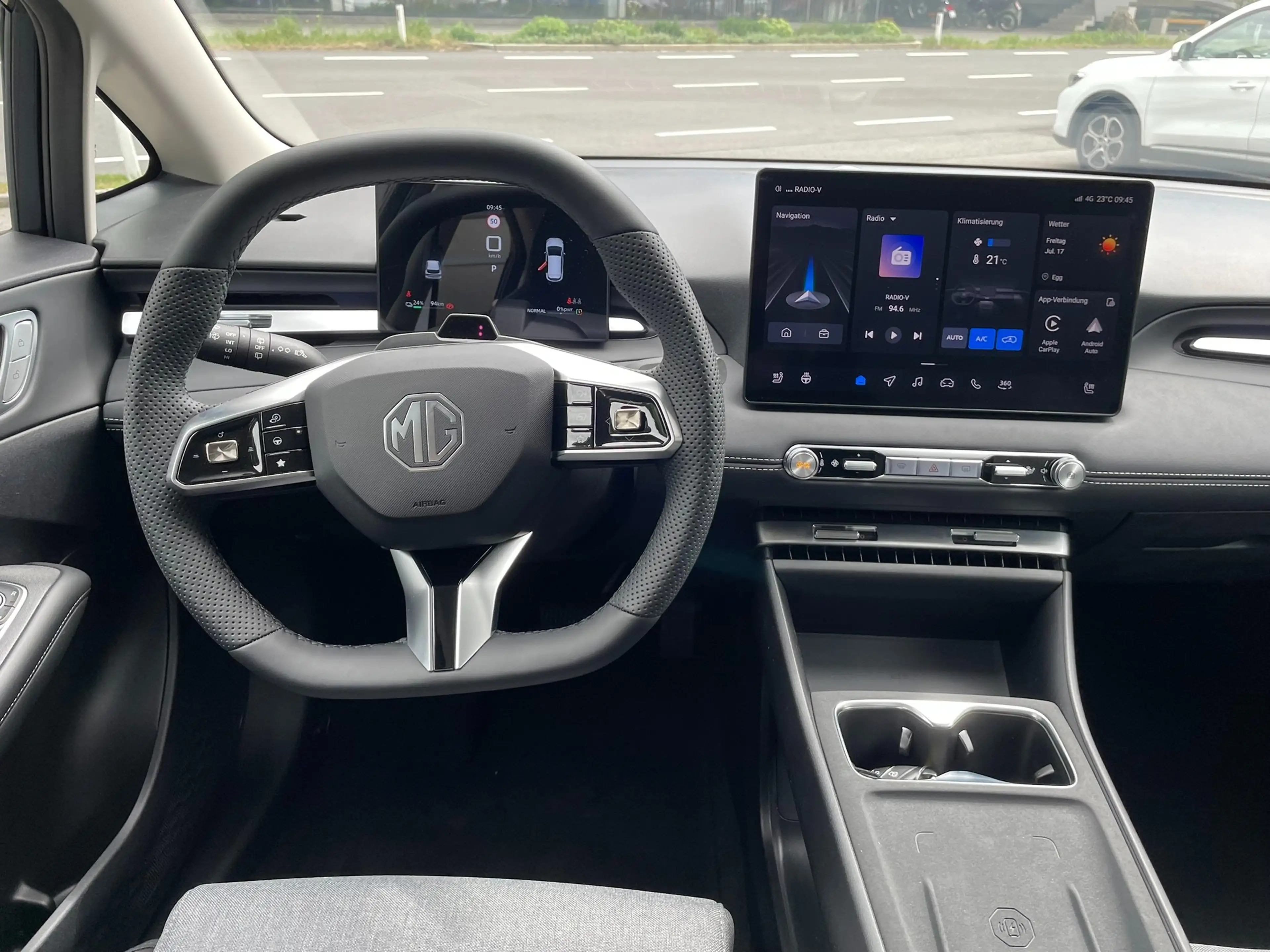 MG MG4 MG4 Urban 54 kWh Luxury — photo 13