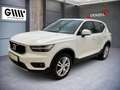 Volvo XC40 D4 Momentum AWD Geartronic Weiß - thumbnail 1