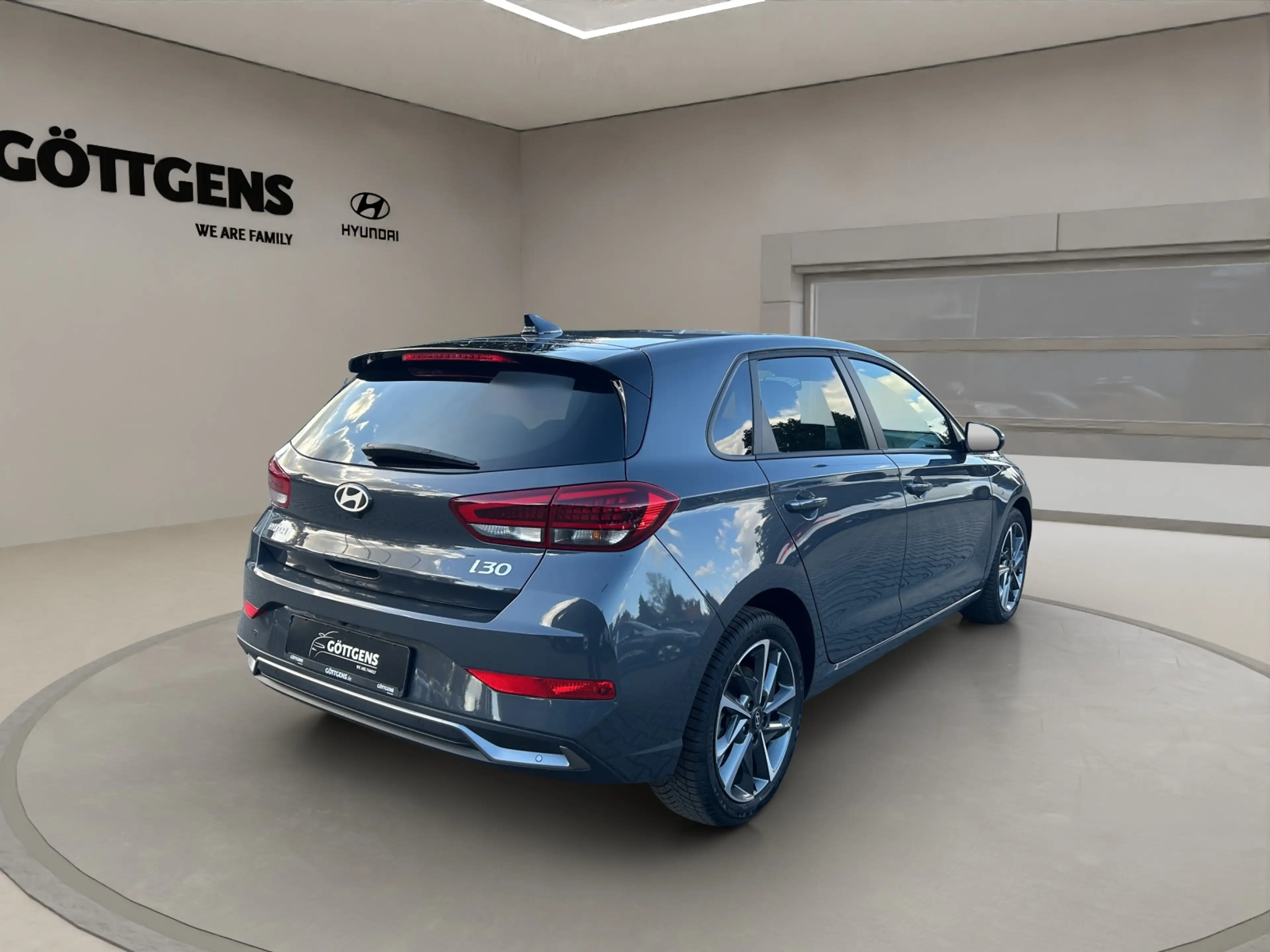 Hyundai i30 1.5 T-GDI 48V 7-DCT Advantage NAVI LED 17LM GJR — photo 4