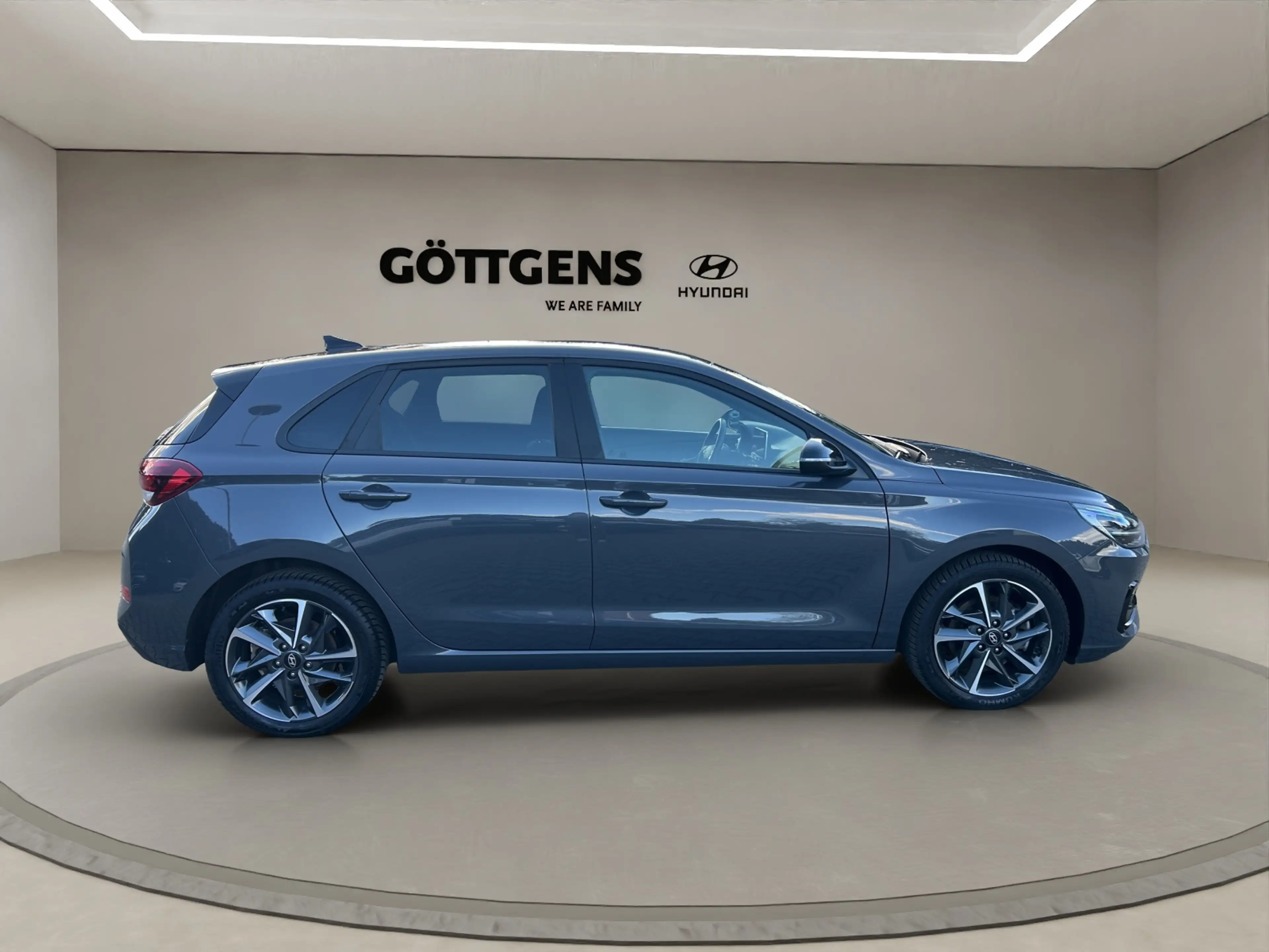 Hyundai i30 1.5 T-GDI 48V 7-DCT Advantage NAVI LED 17LM GJR — photo 5