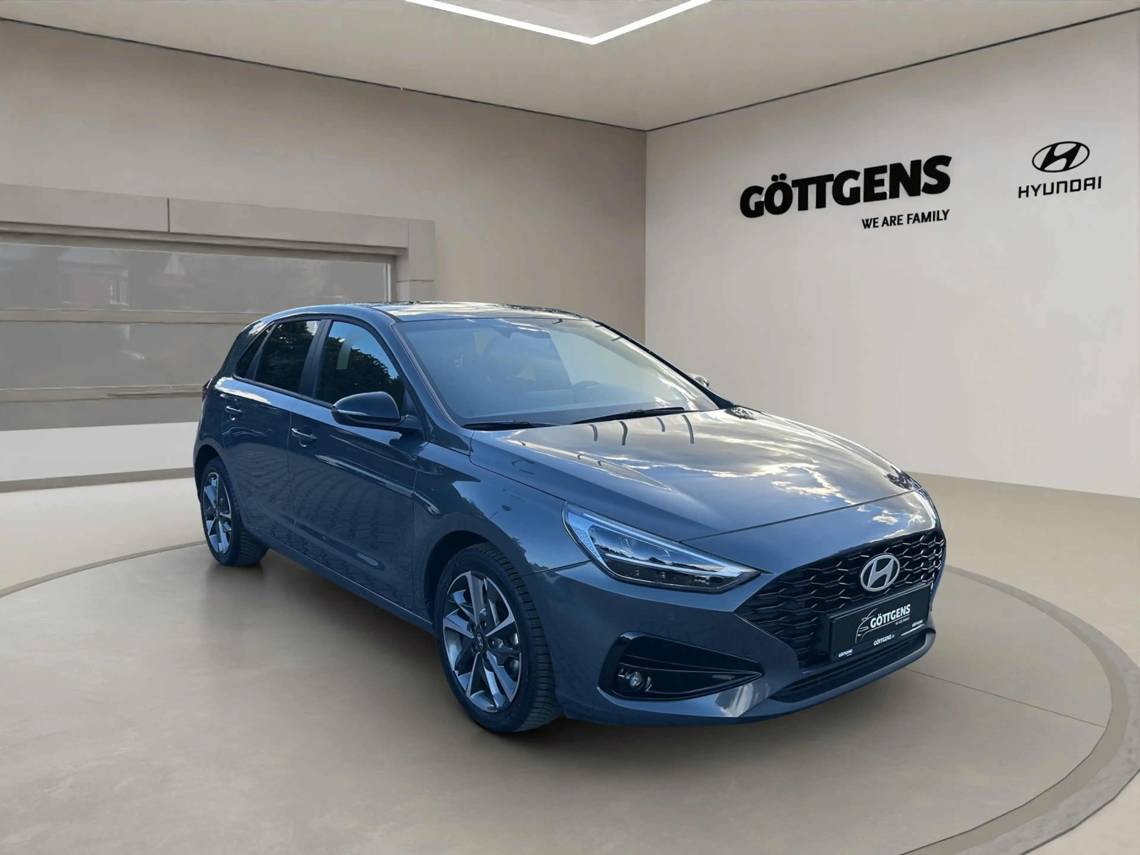 Hyundai i30 1.5 T-GDI 48V 7-DCT Advantage NAVI LED 17LM GJR — photo 6