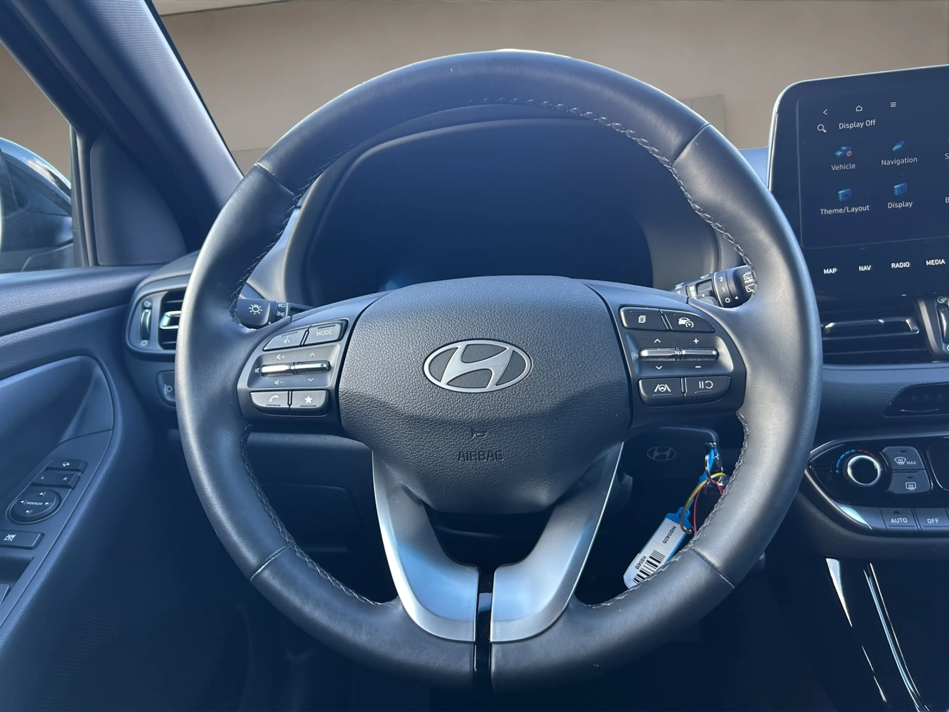 Hyundai i30 1.5 T-GDI 48V 7-DCT Advantage NAVI LED 17LM GJR — photo 9