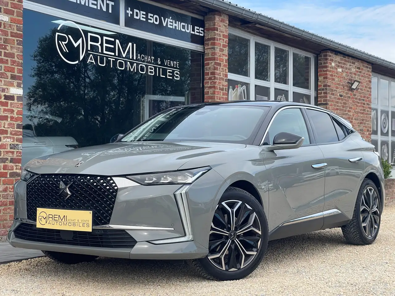 DS Automobiles DS 4