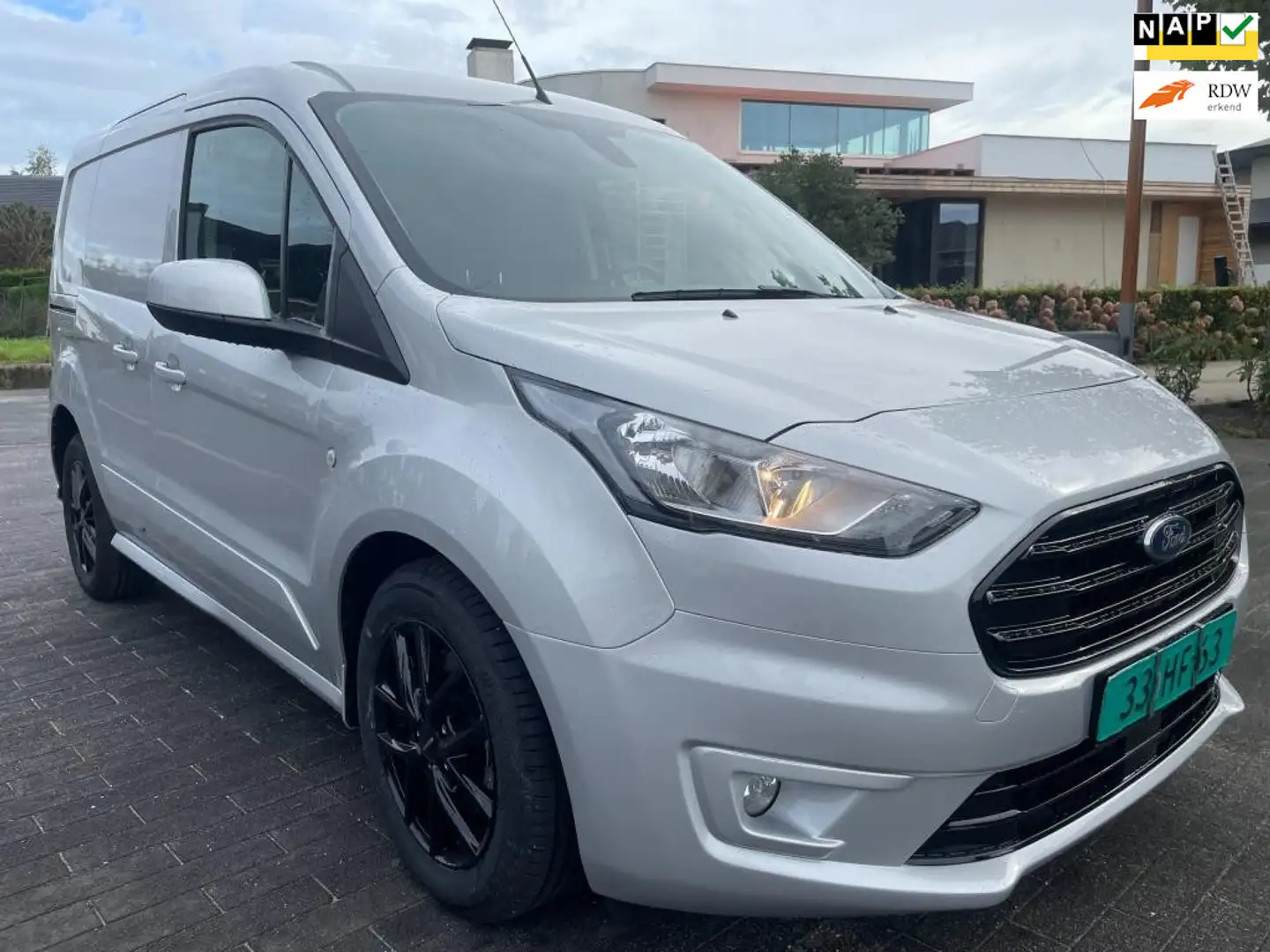 Ford Transit Connect 1.5 EcoBlue airco luxe uitvoering 55000 km Grijs - 1