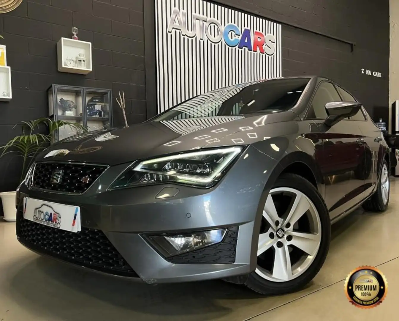 SEAT Leon ST 2.0TDI CR S&S FR DSG 184 Gris - 1